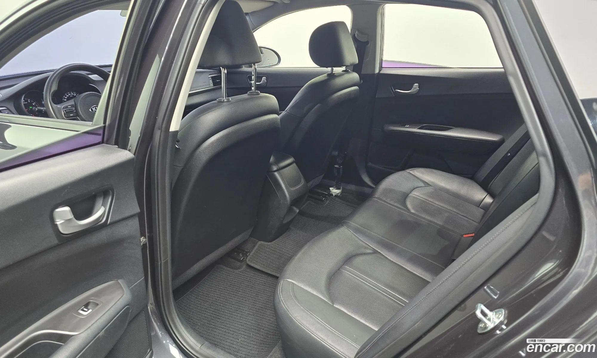 Kia K5 2016 — 11