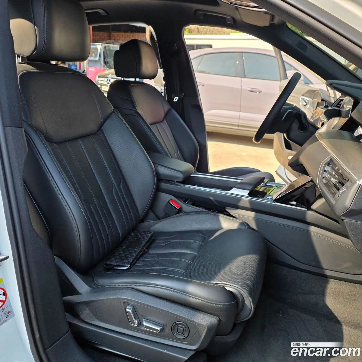 Audi e-tron 2021 — 11