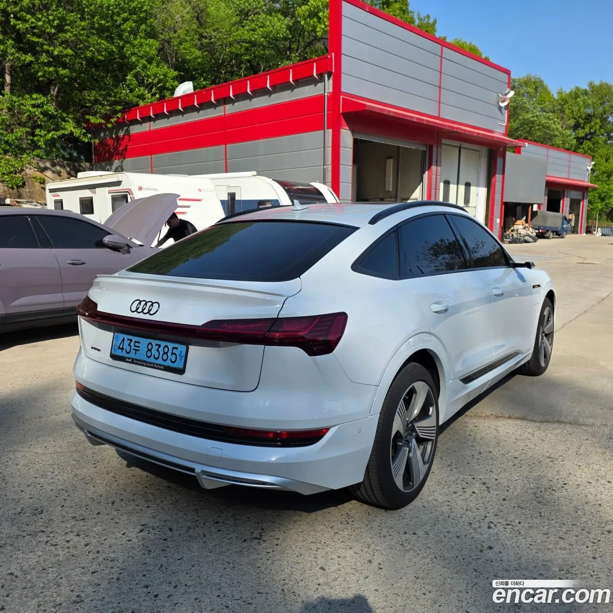 Audi e-tron 2021 — 10