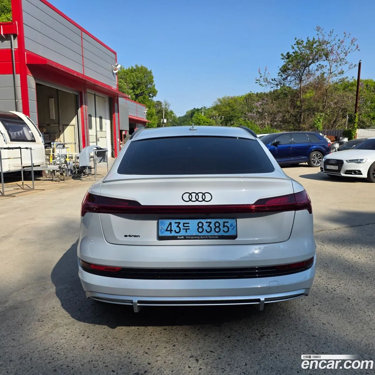 Audi e-tron 2021 — 9