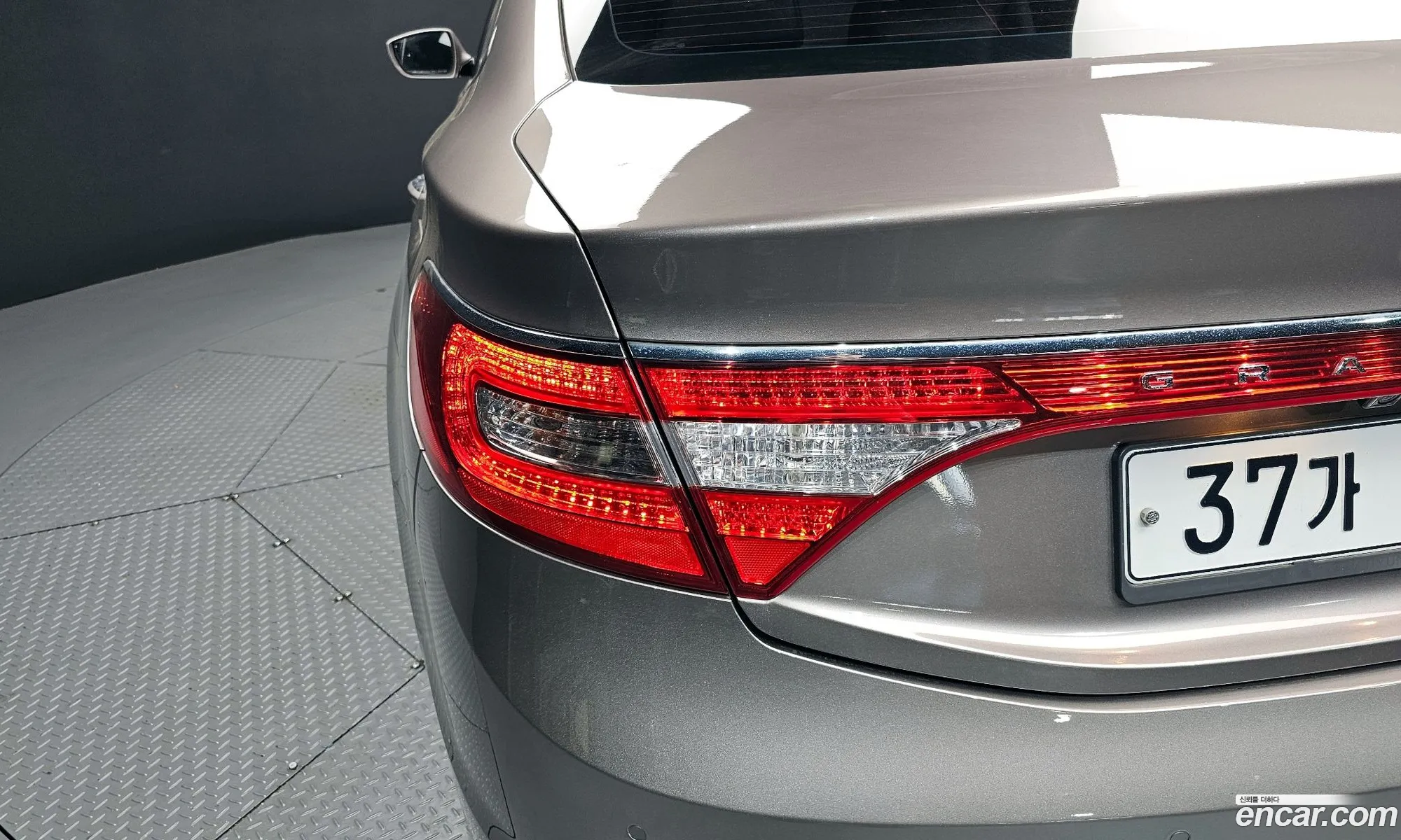 Hyundai Grandeur HG 2013 — 5