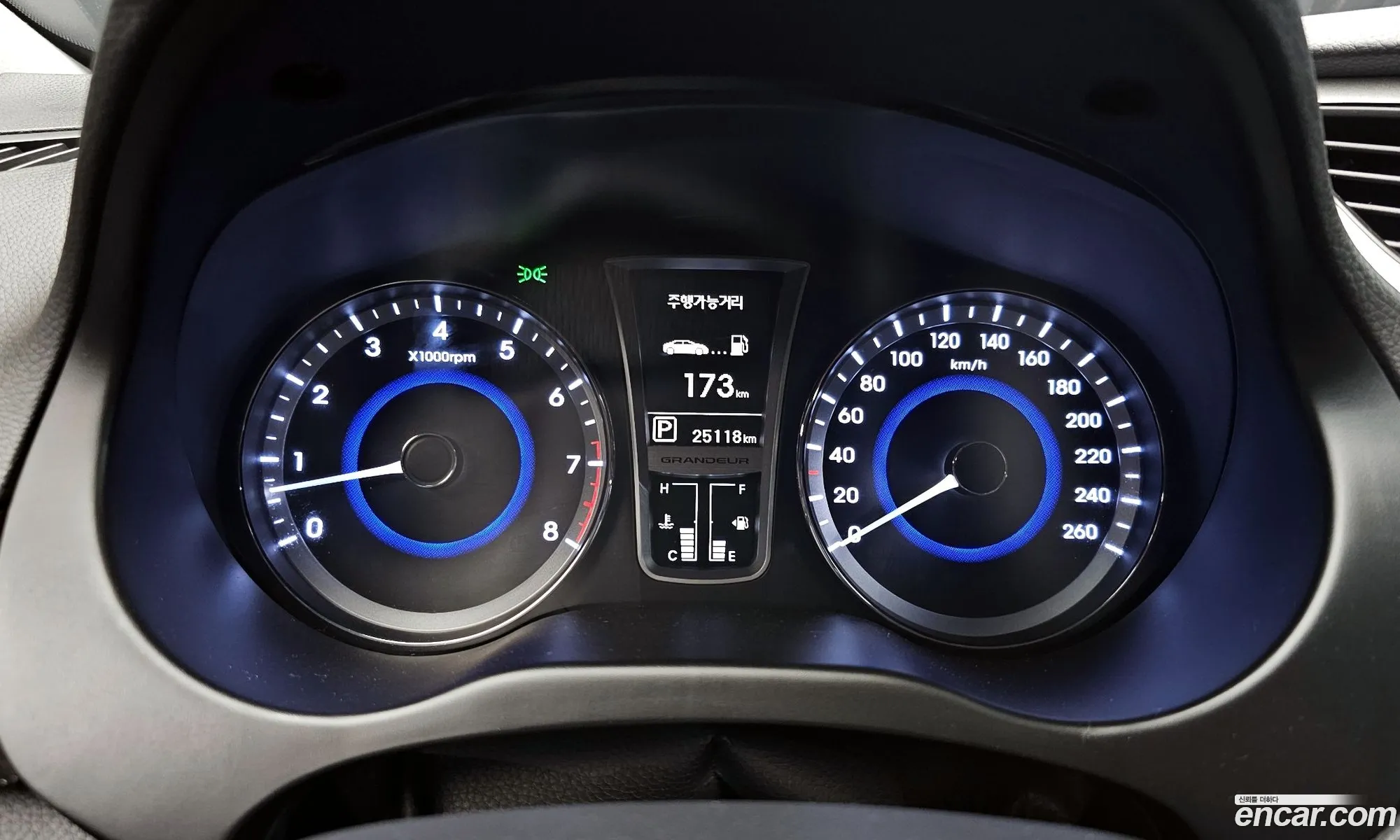 Hyundai Grandeur HG 2013 — 4