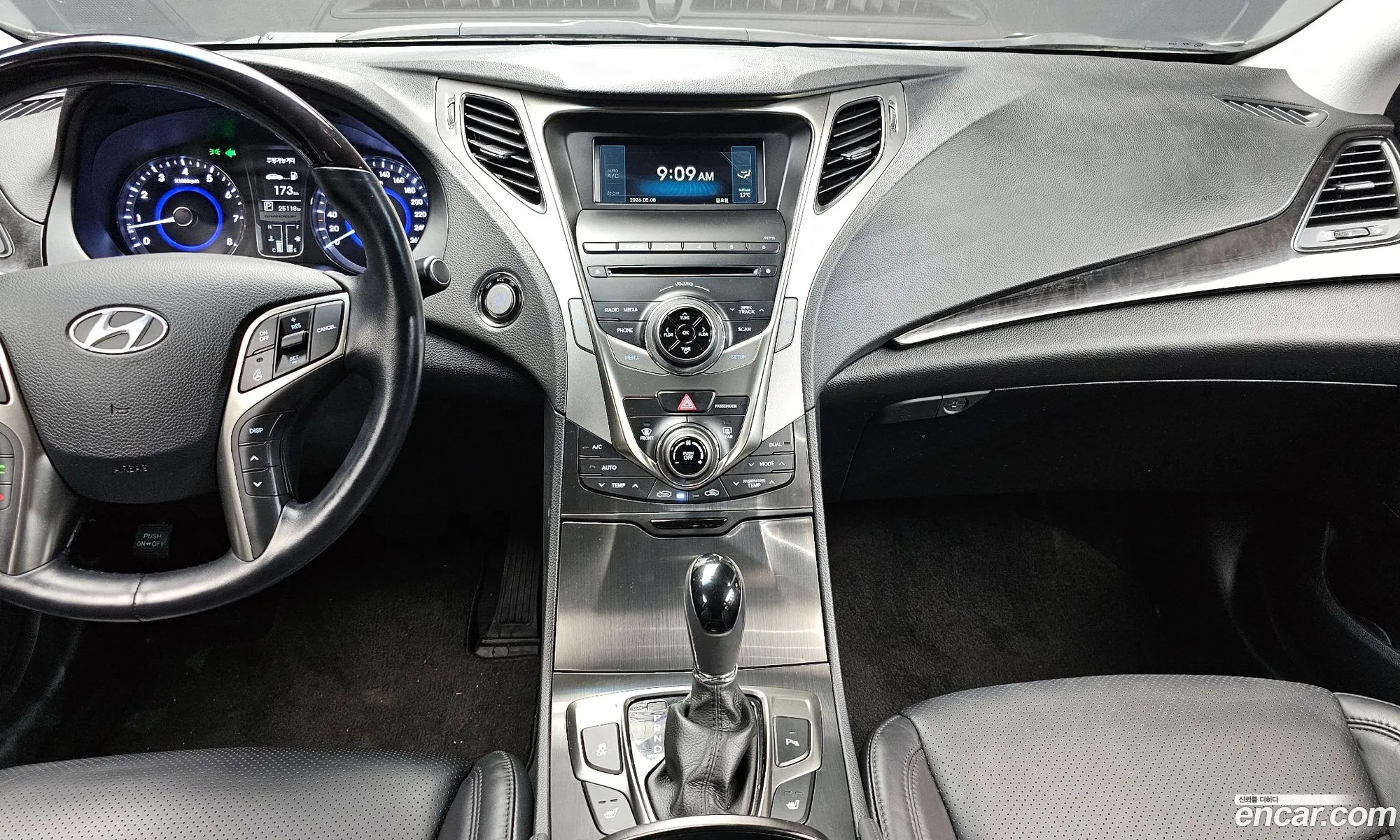 Hyundai Grandeur HG 2013 — 19