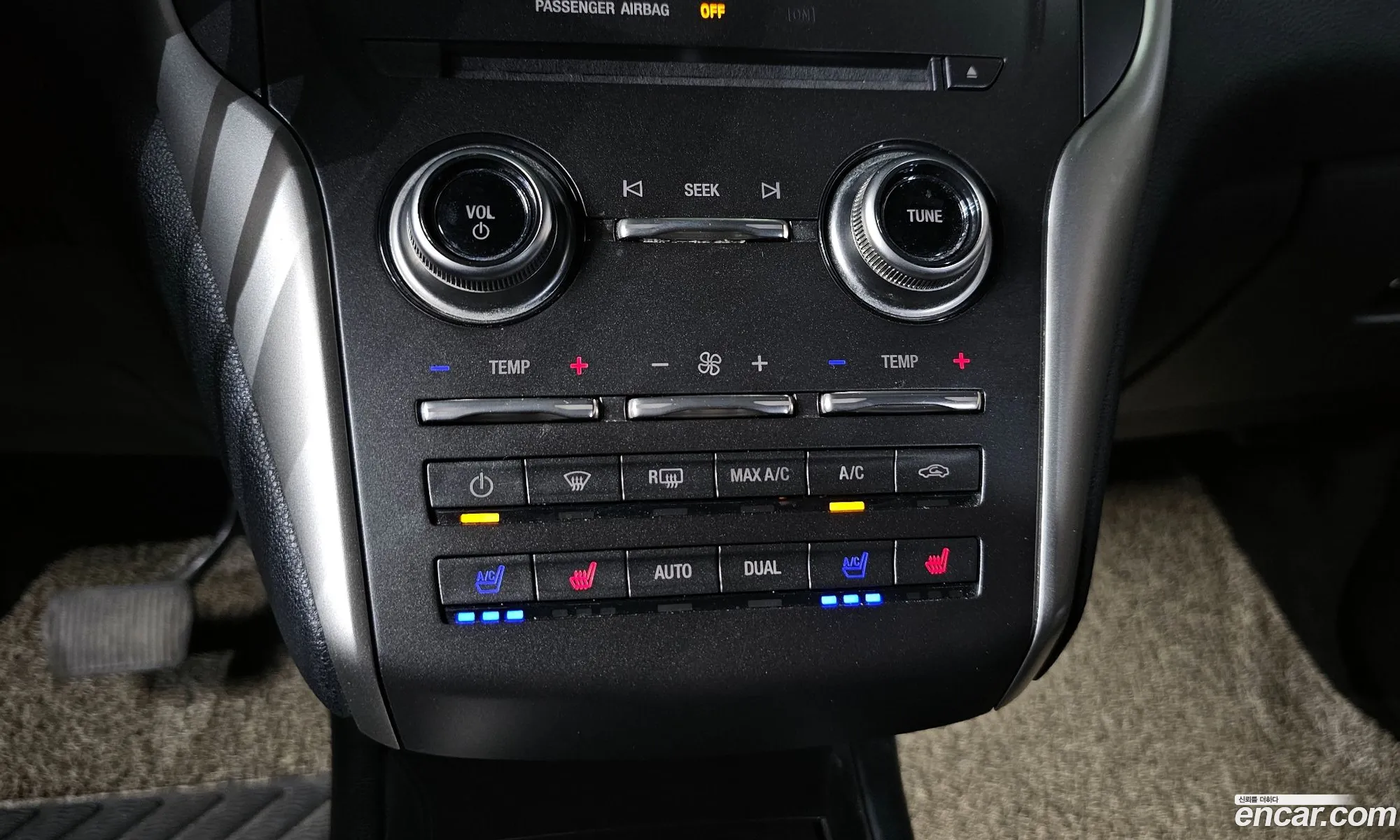 Lincoln MKC 2015 5LMCJ2A98FUJ05964 — 16