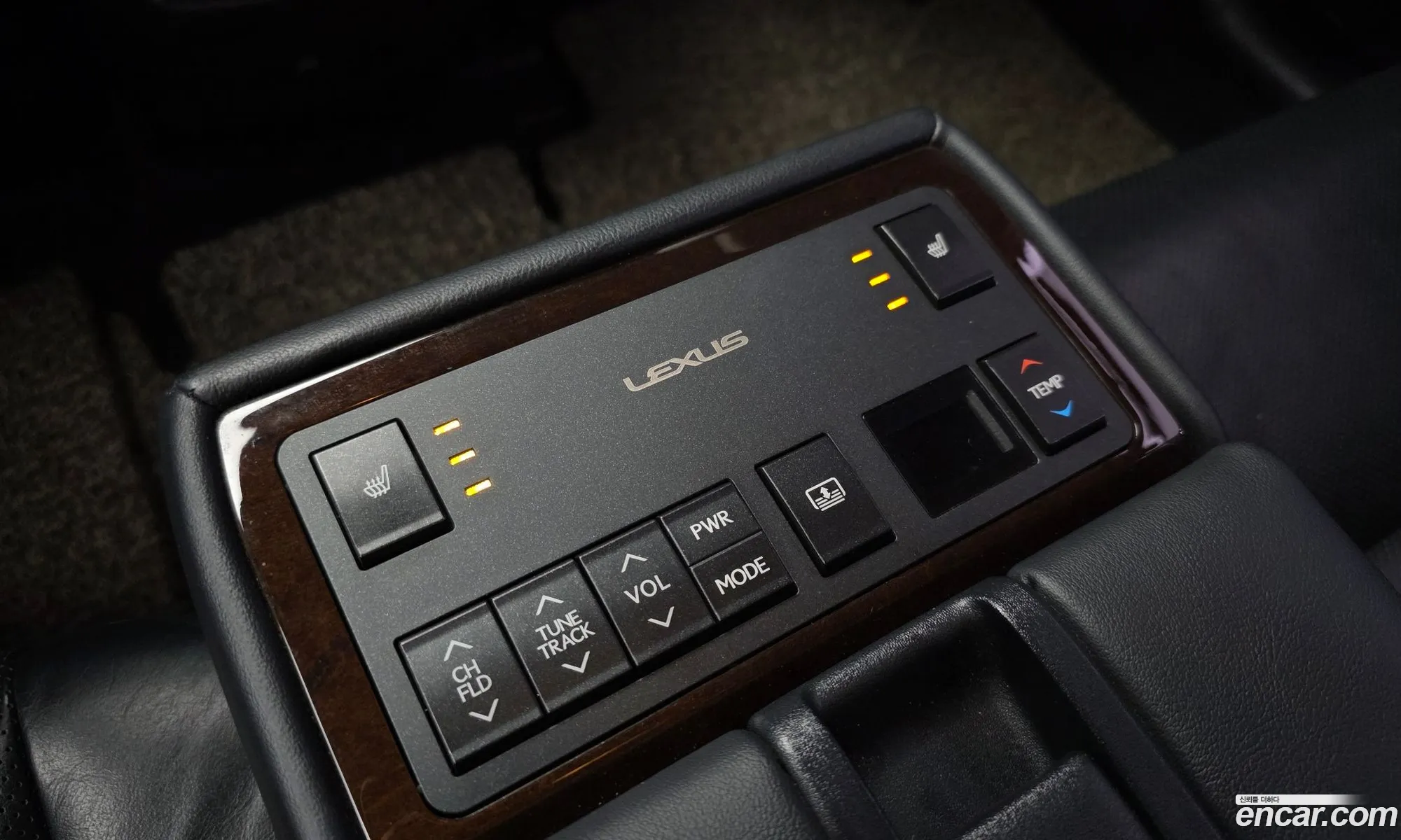 Lexus ES300h 2013 — 3