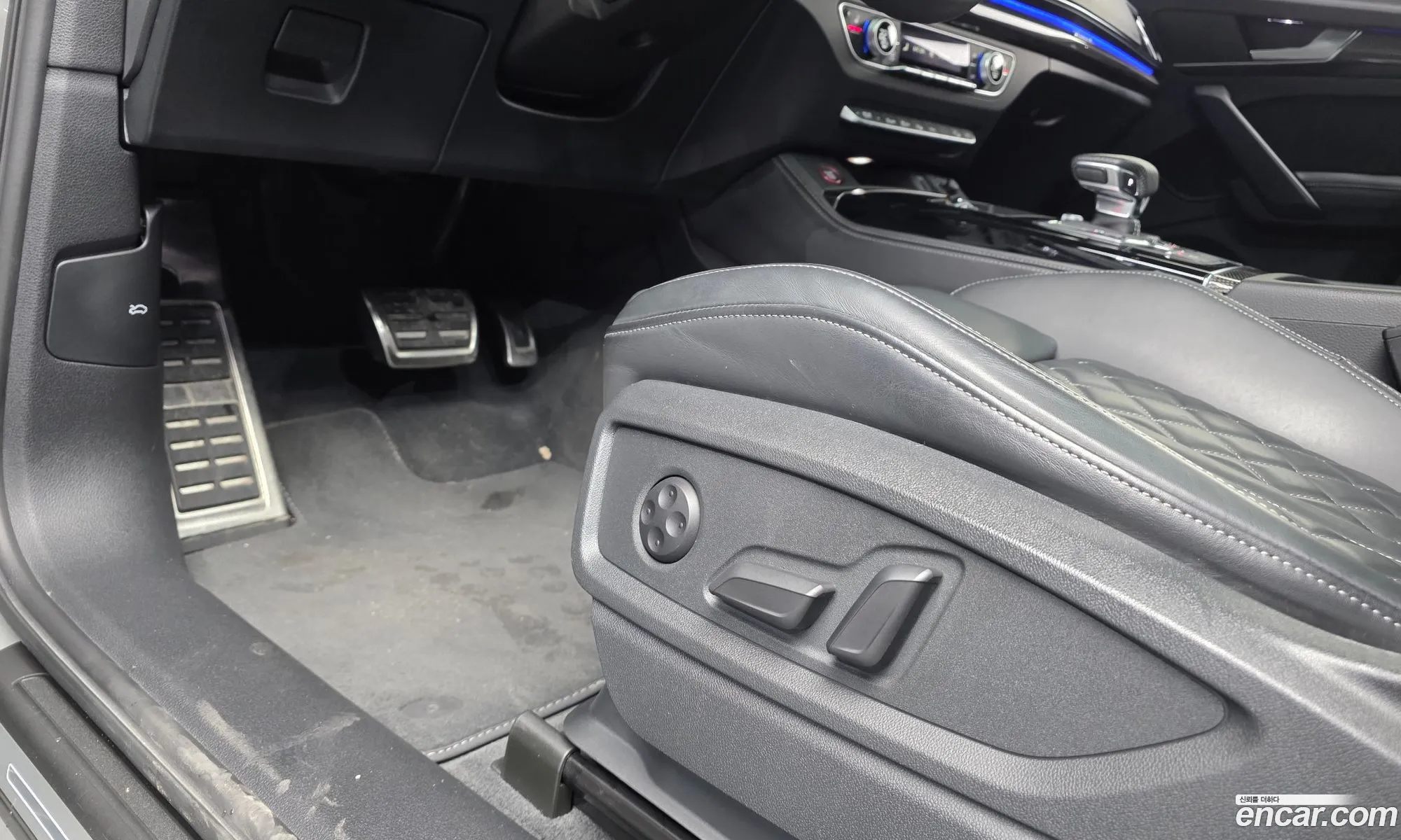 Audi SQ5 2021 WAUZZZFY7M2110047 — 24
