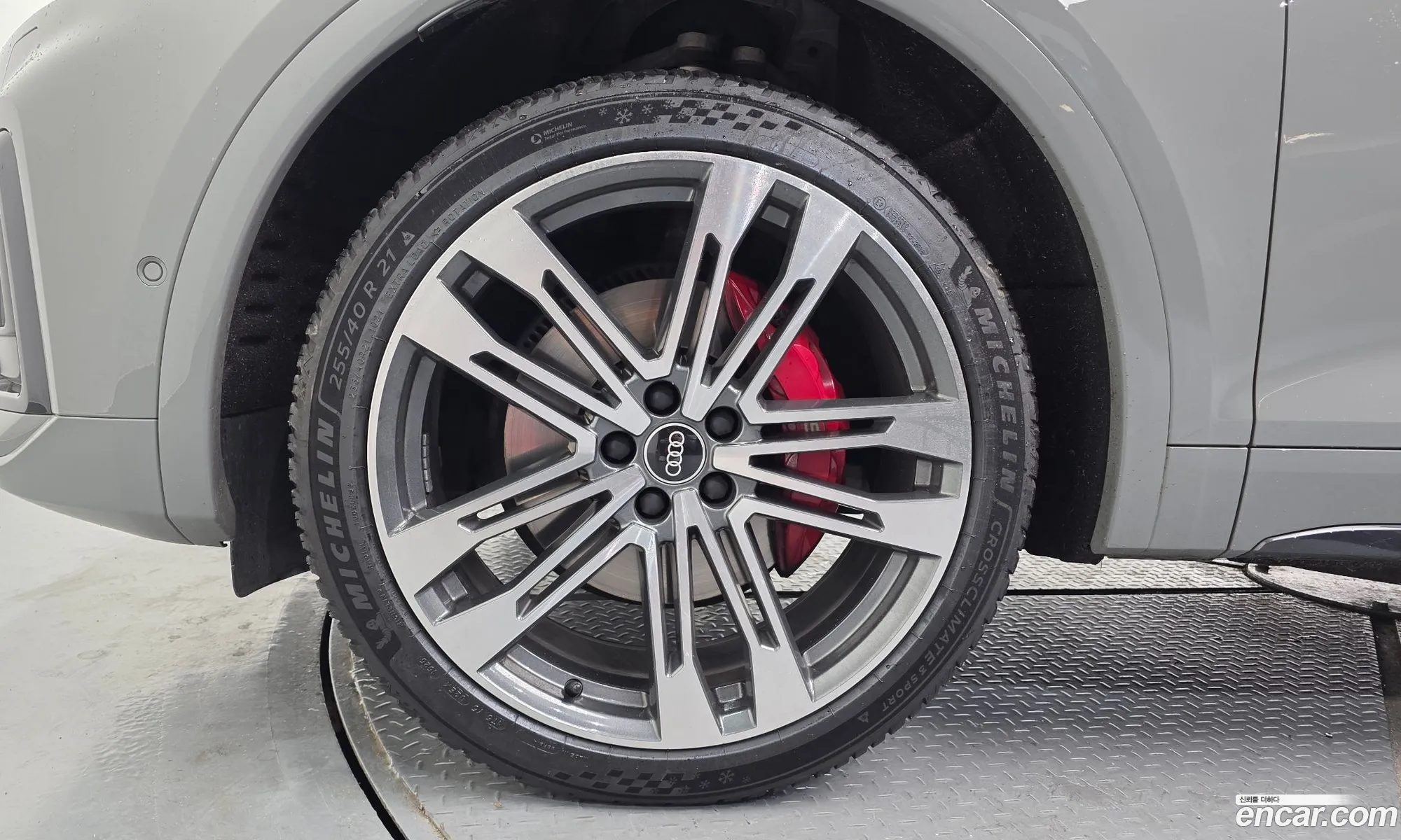 Audi SQ5 2021 WAUZZZFY7M2110047 — 36