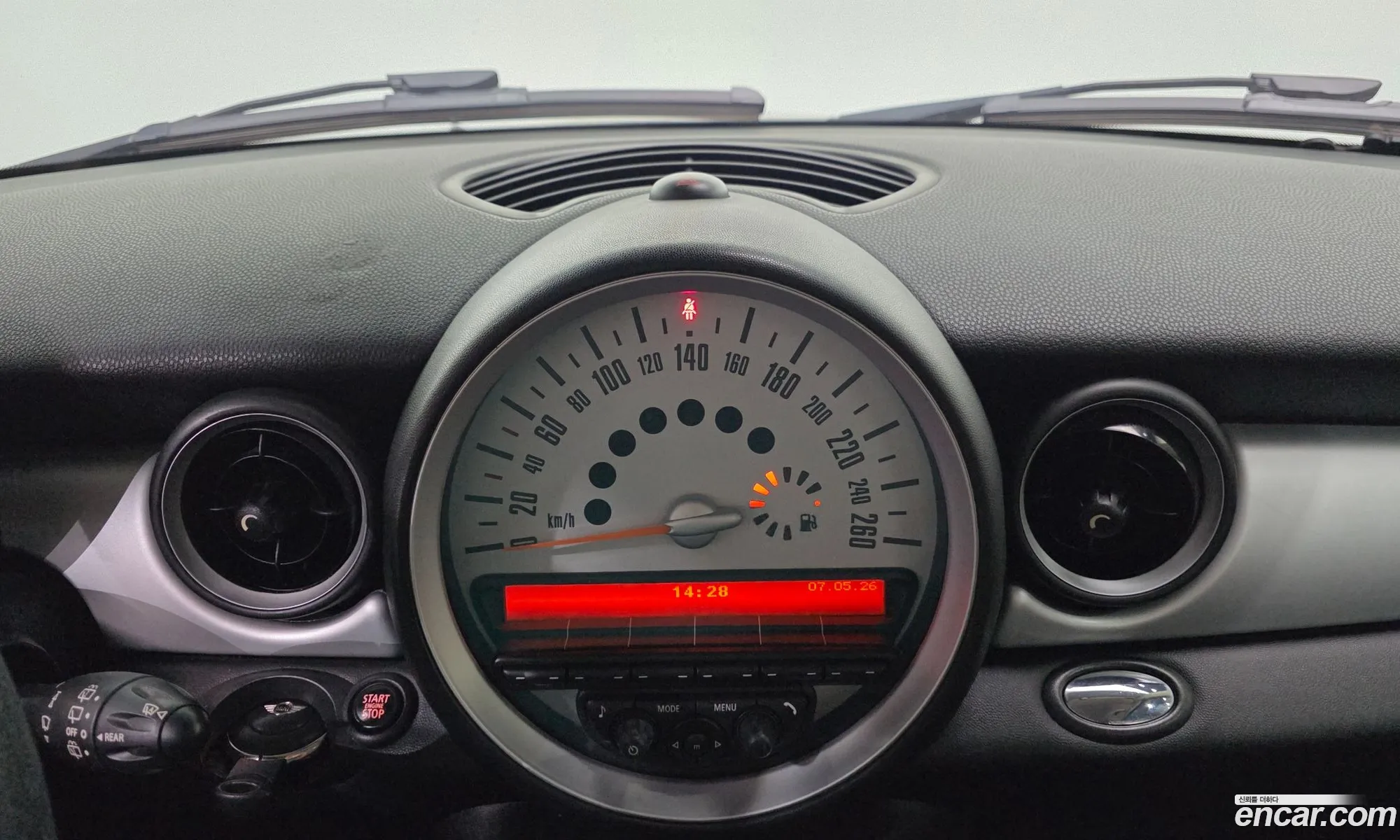 Mini Cooper D 2013 — 11