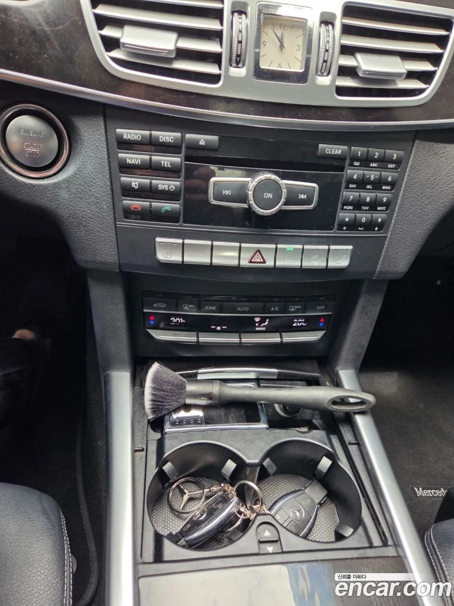 Mercedes-Benz E-Class W212 2015 — 18