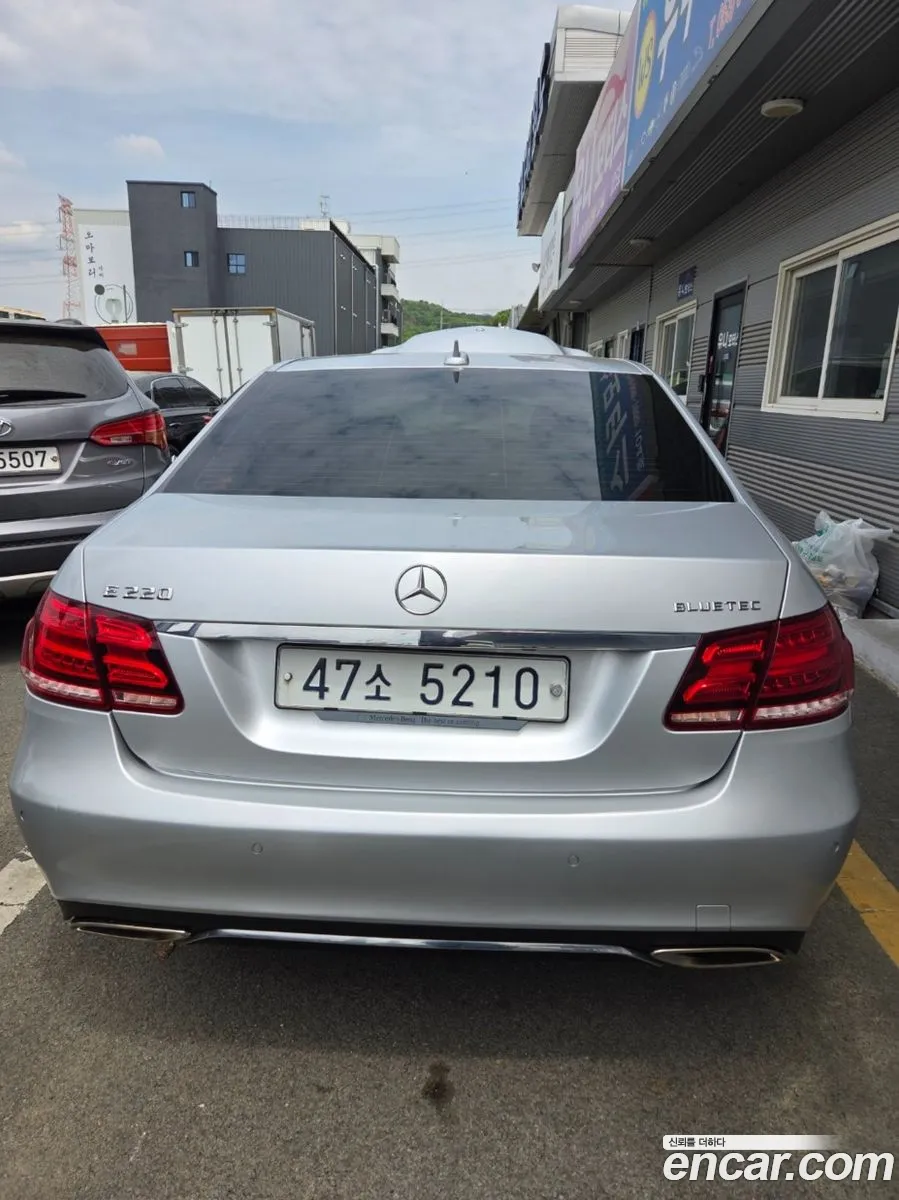 Mercedes-Benz E-Class W212 2015 — 16