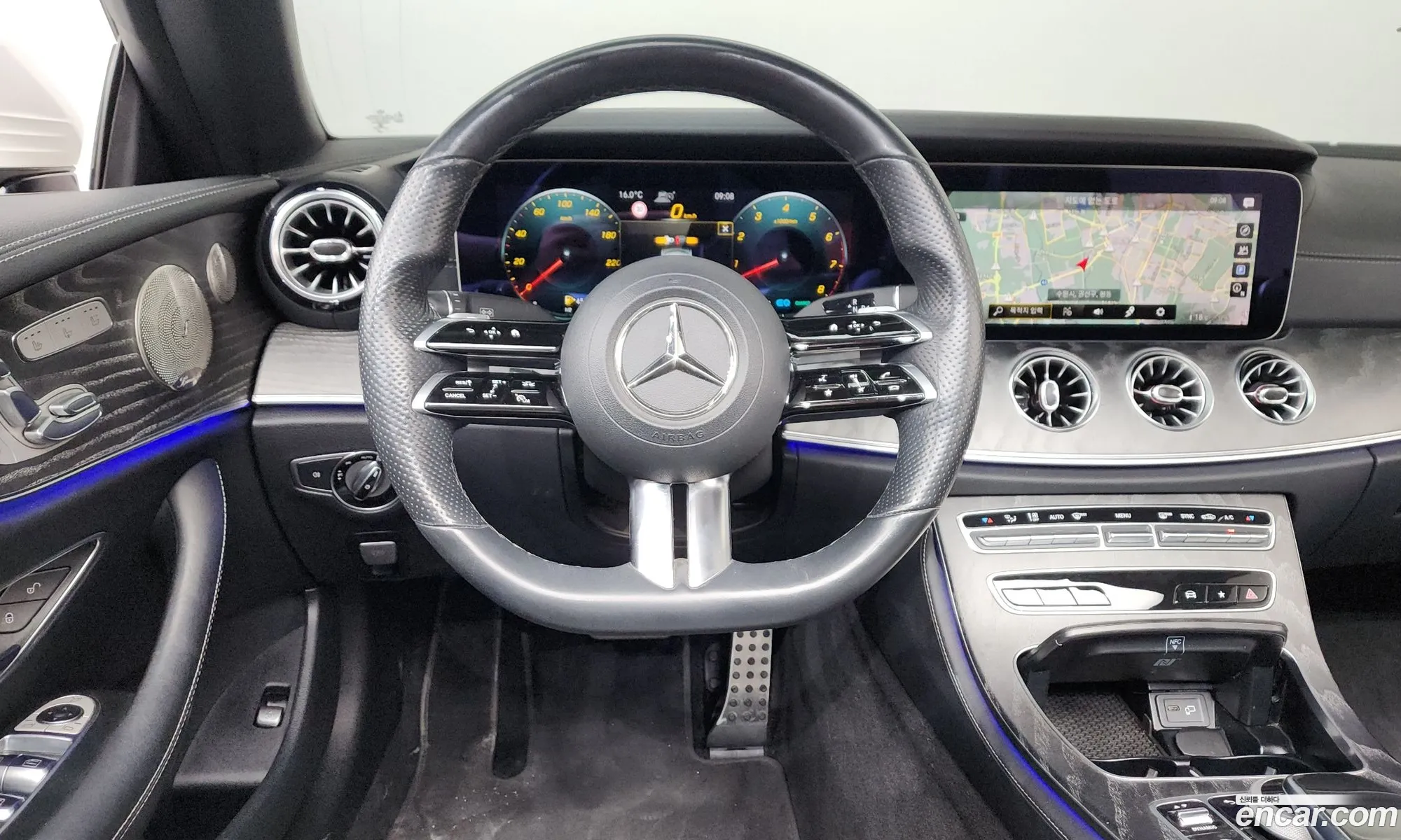 Mercedes-Benz E-Class W213 2022 — 19