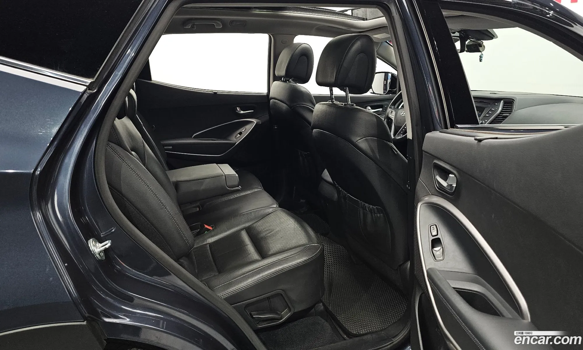Hyundai Santa Fe DM 2013 — 2