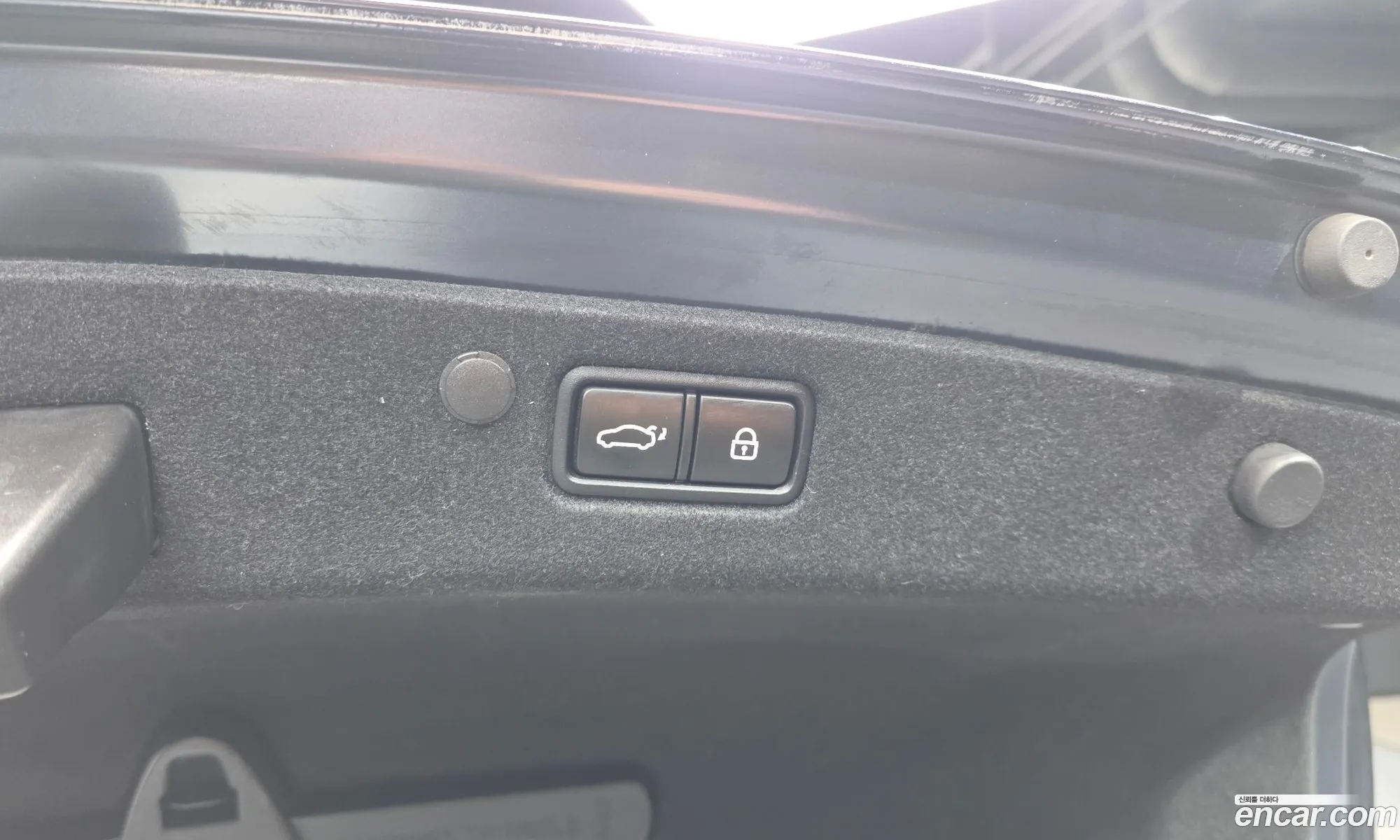 Hyundai Grandeur IG Hybrid 2020 — 17