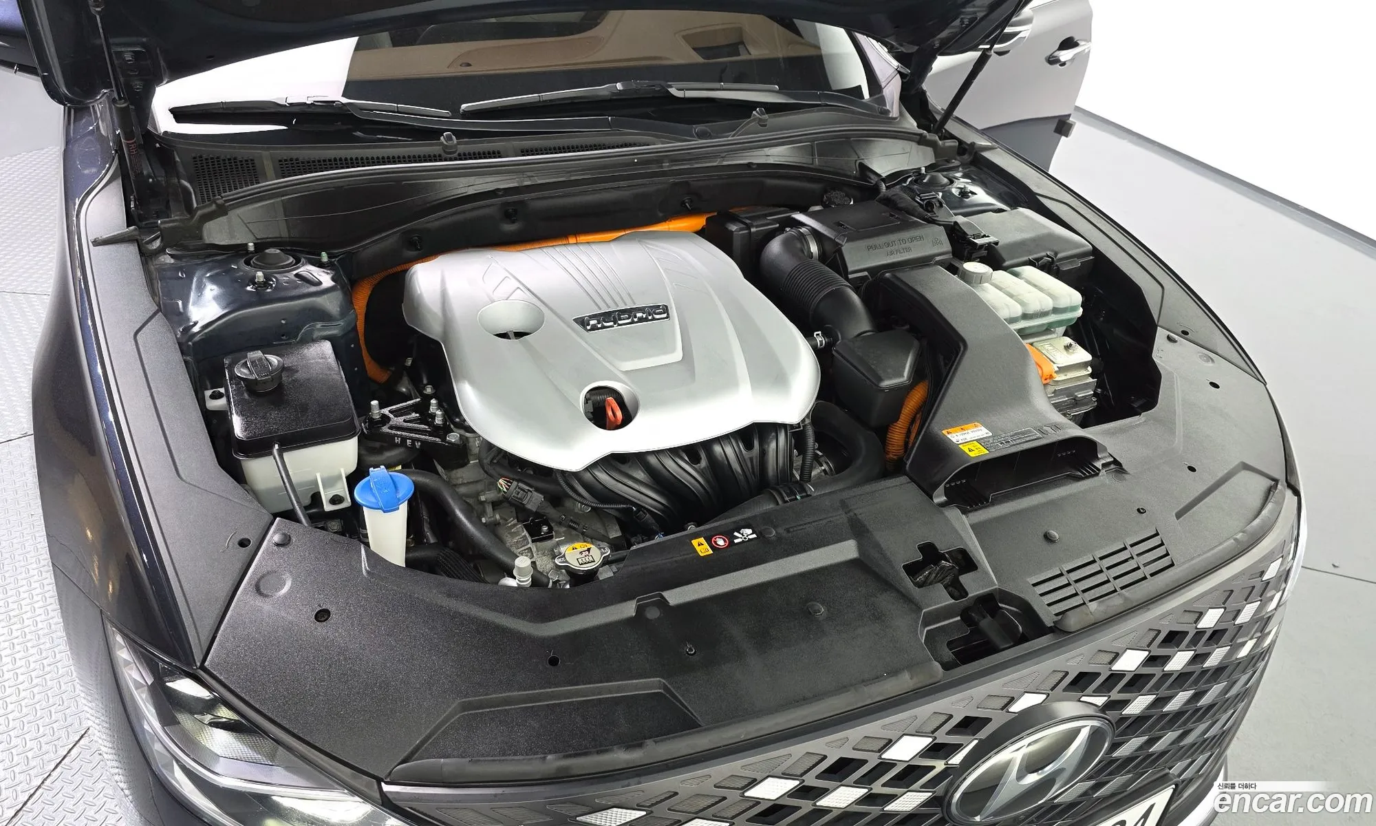 Hyundai Grandeur IG Hybrid 2020 — 10