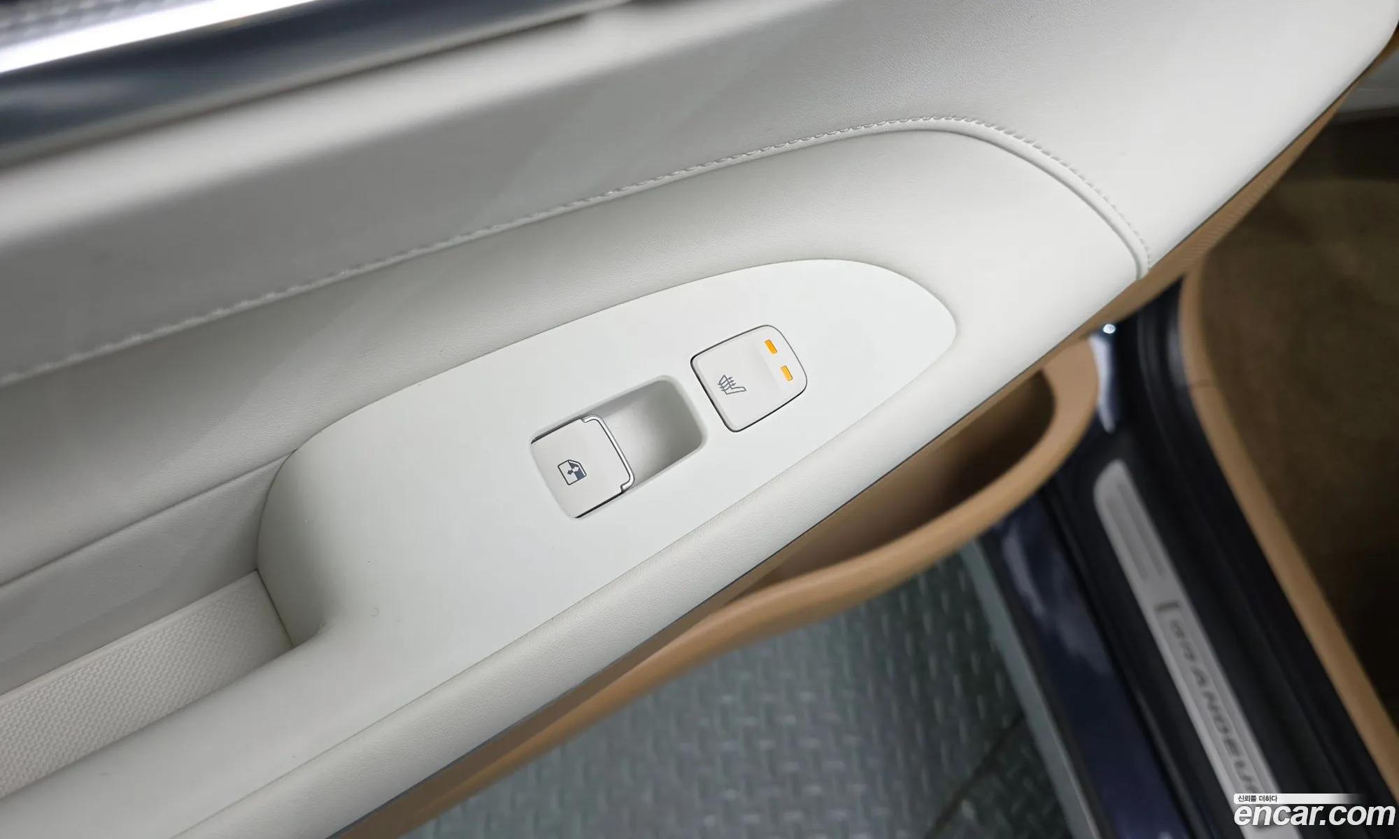Hyundai Grandeur IG Hybrid 2020 — 30