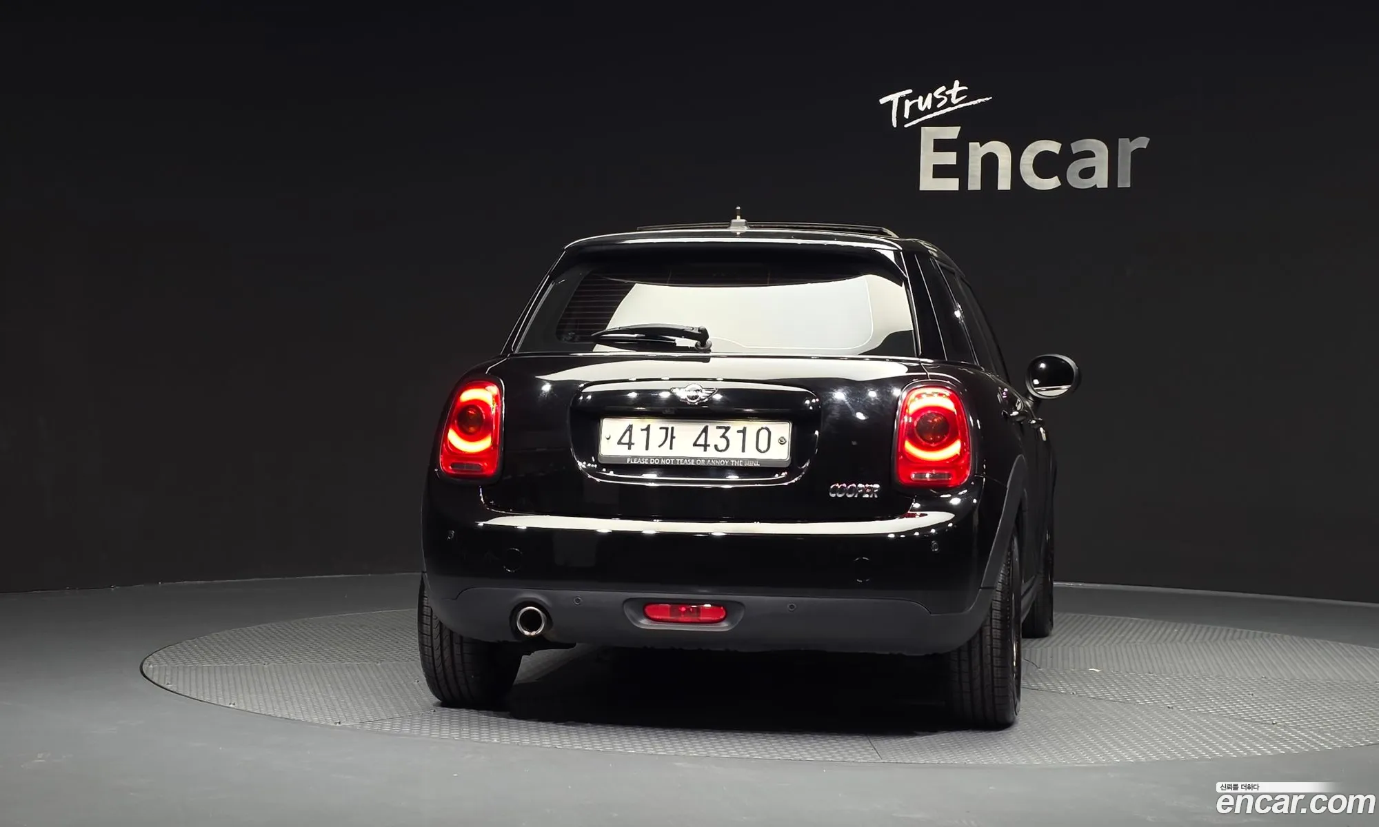 Mini Cooper D 2017 — 18