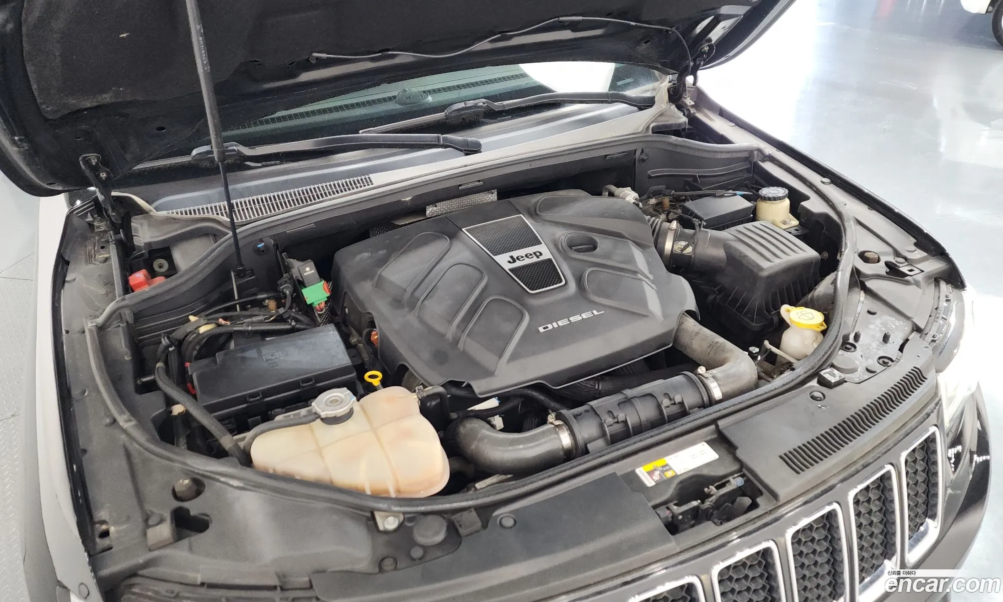 Jeep Grand Cherokee 2013 1C4RJFCM4EC284423 — 5