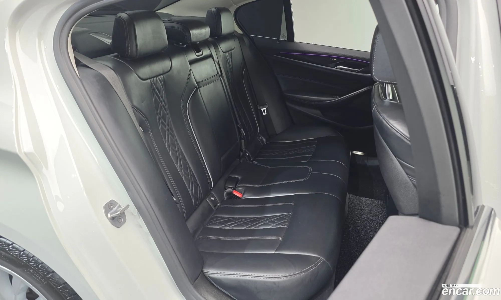 BMW 5 Series 2019 WBAJF3100KBS70742 — 3