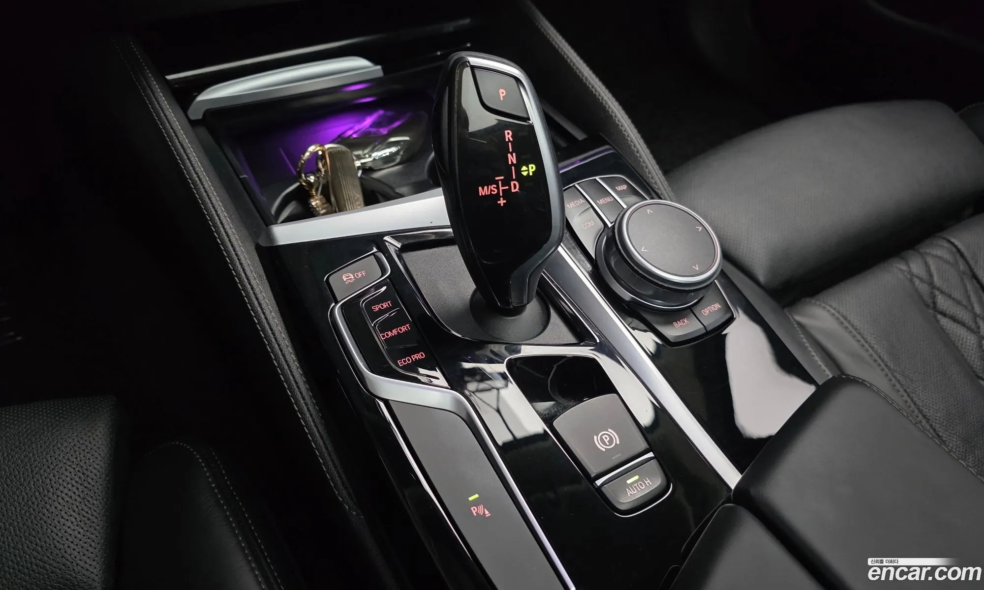 BMW 5 Series 2019 WBAJF3100KBS70742 — 18