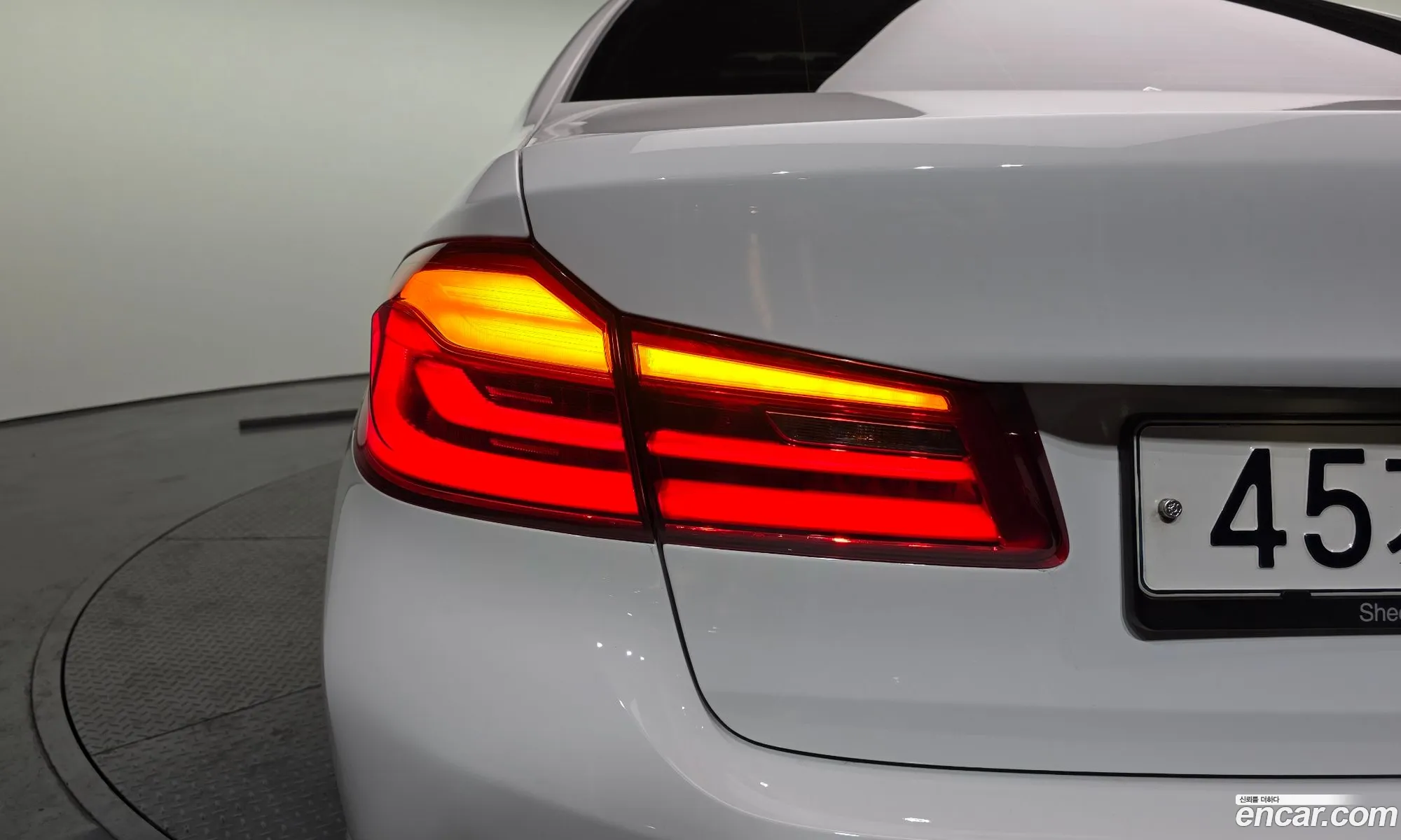 BMW 5 Series 2019 WBAJF3100KBS70742 — 20