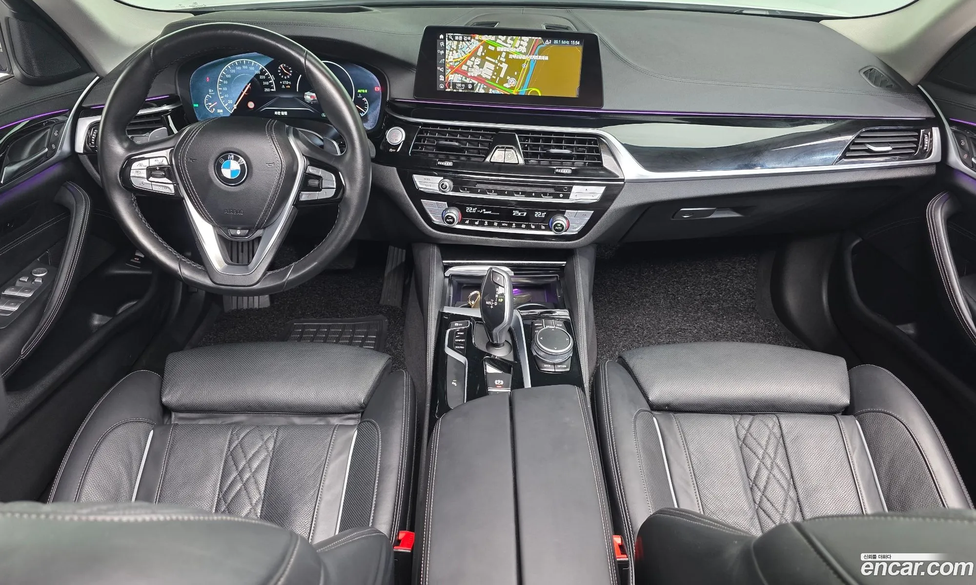 BMW 5 Series 2019 WBAJF3100KBS70742 — 31