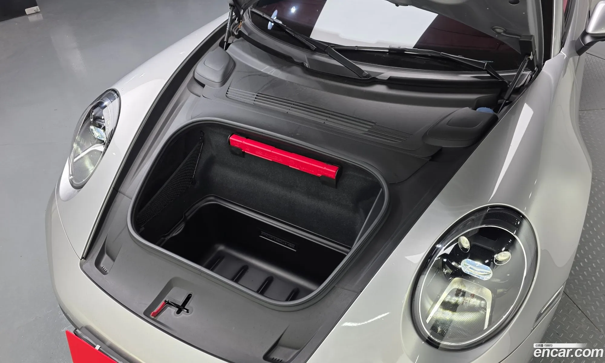 Porsche 911 2024 — 16