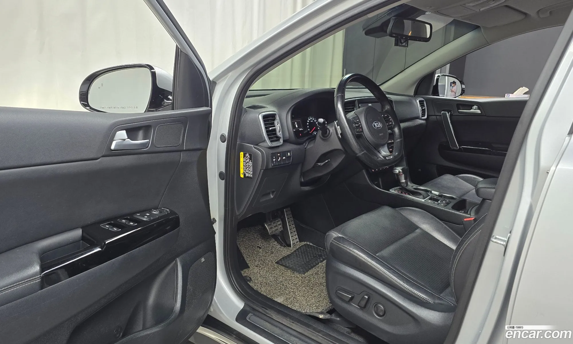 Kia Sportage 2016 — 28