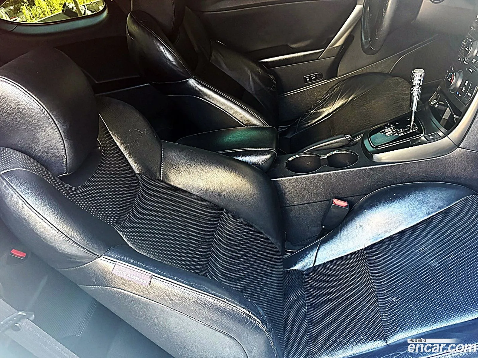 Hyundai Genesis Coupe 2010 — 18