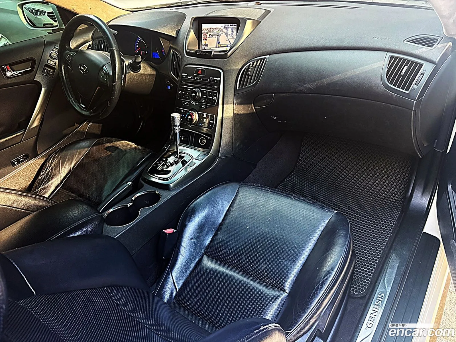 Hyundai Genesis Coupe 2010 — 9