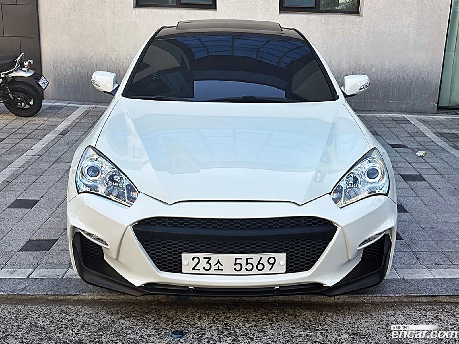 Hyundai Genesis Coupe 2010 — 3