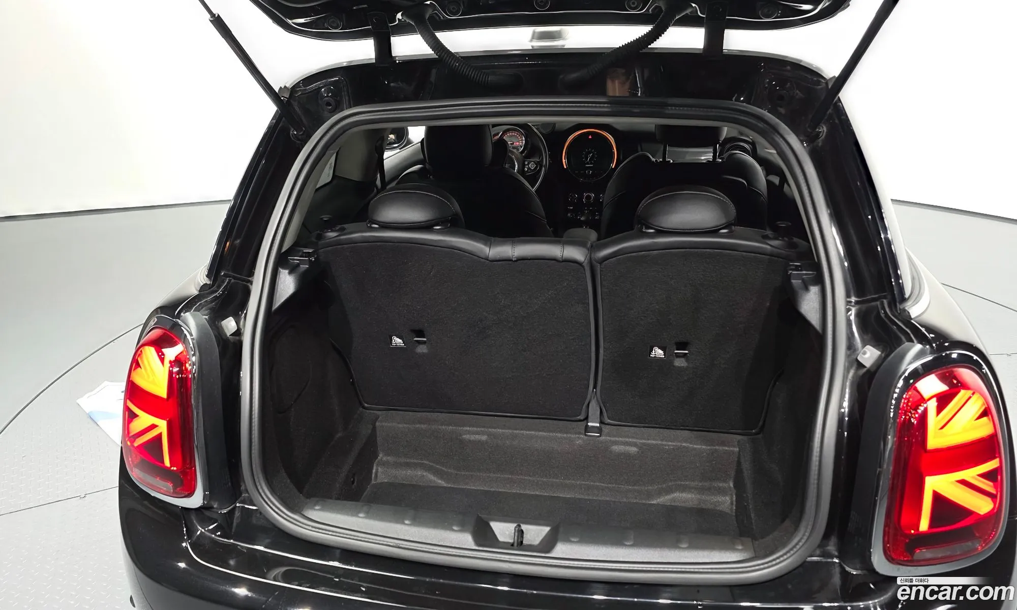 Mini Cooper 2019 WMWXP5103K2H93114 — 3