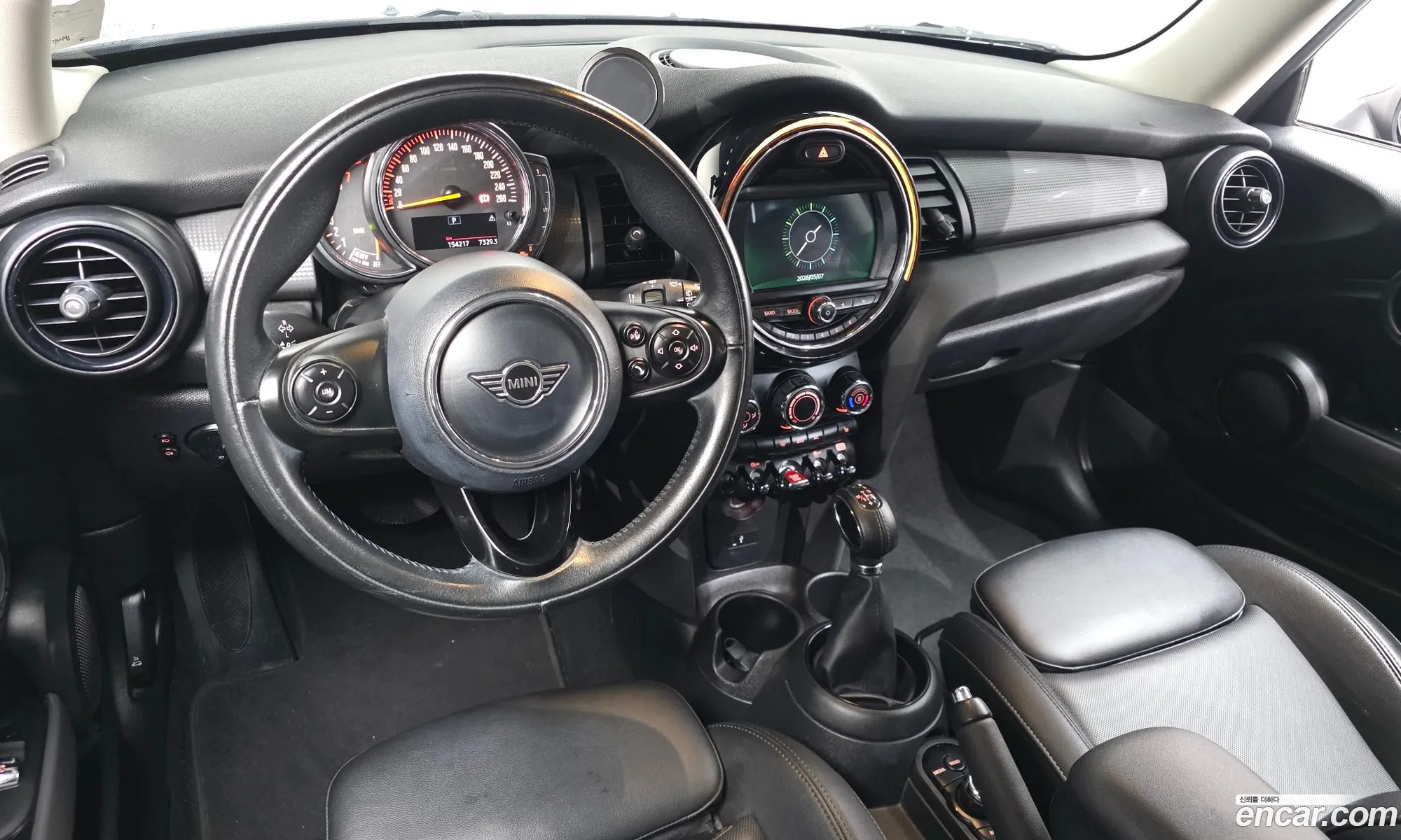 Mini Cooper 2019 WMWXP5103K2H93114 — 14