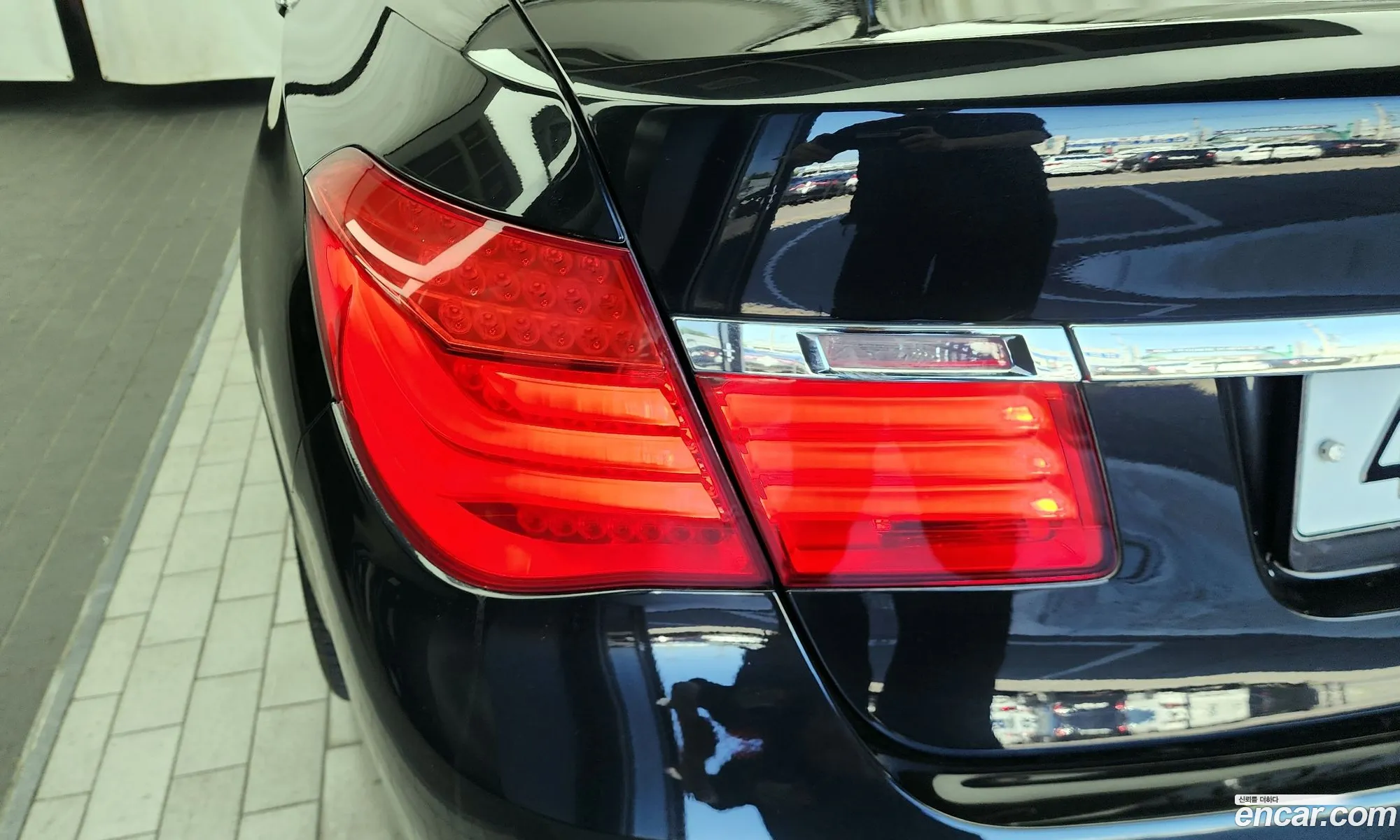 BMW 7 Series 2010 WBAKB8101AC343039 — 11