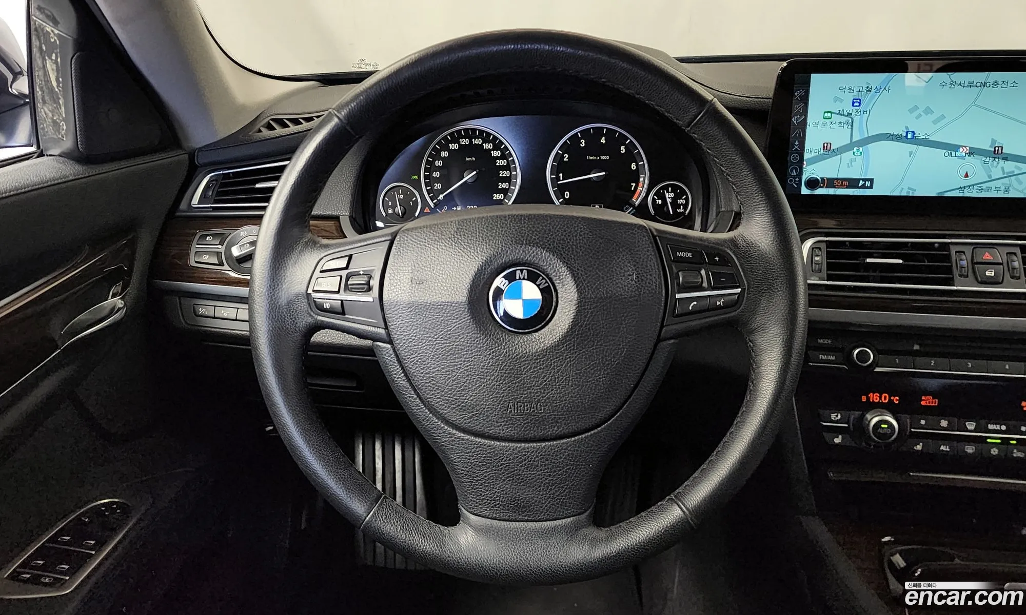 BMW 7 Series 2010 WBAKB8101AC343039 — 26