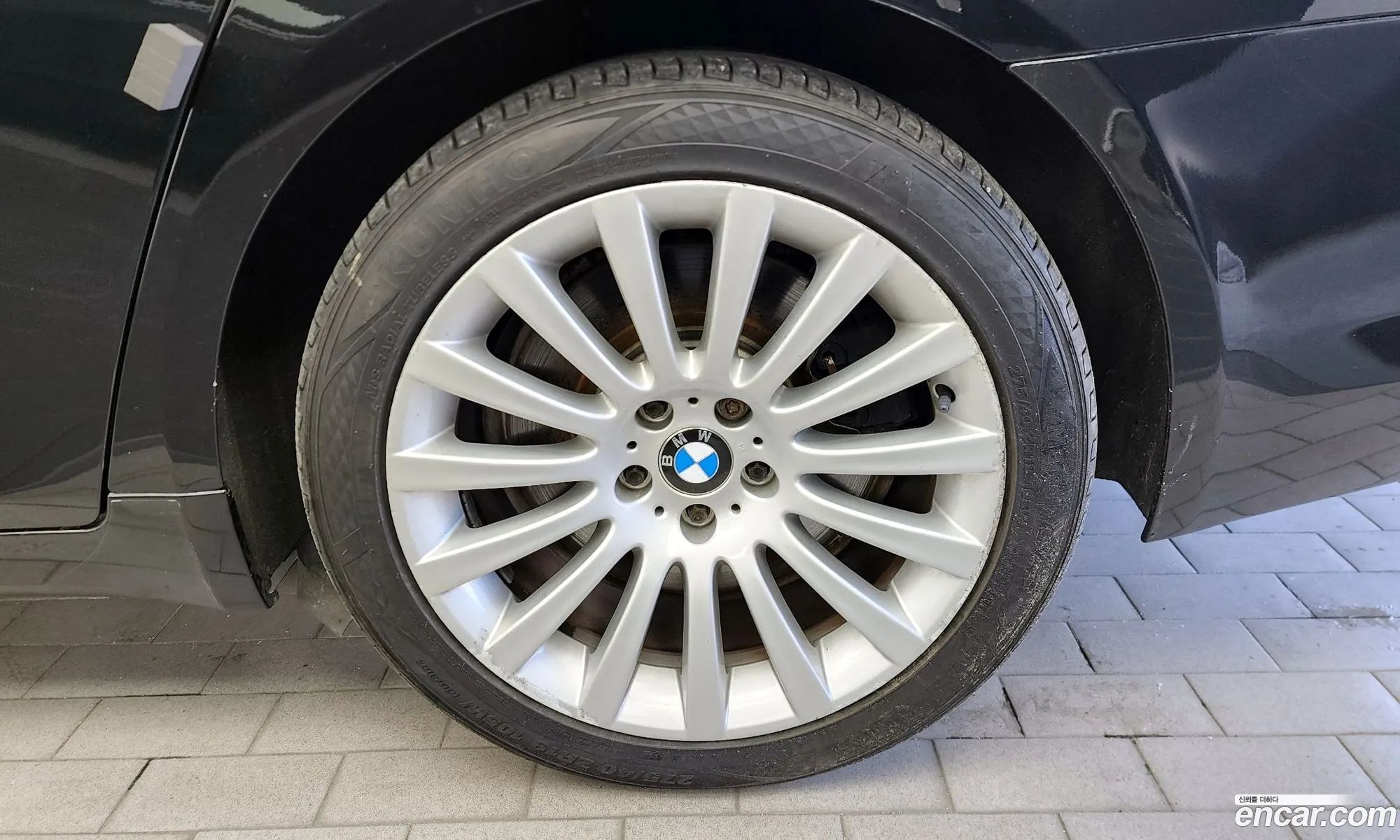 BMW 7 Series 2010 WBAKB8101AC343039 — 33