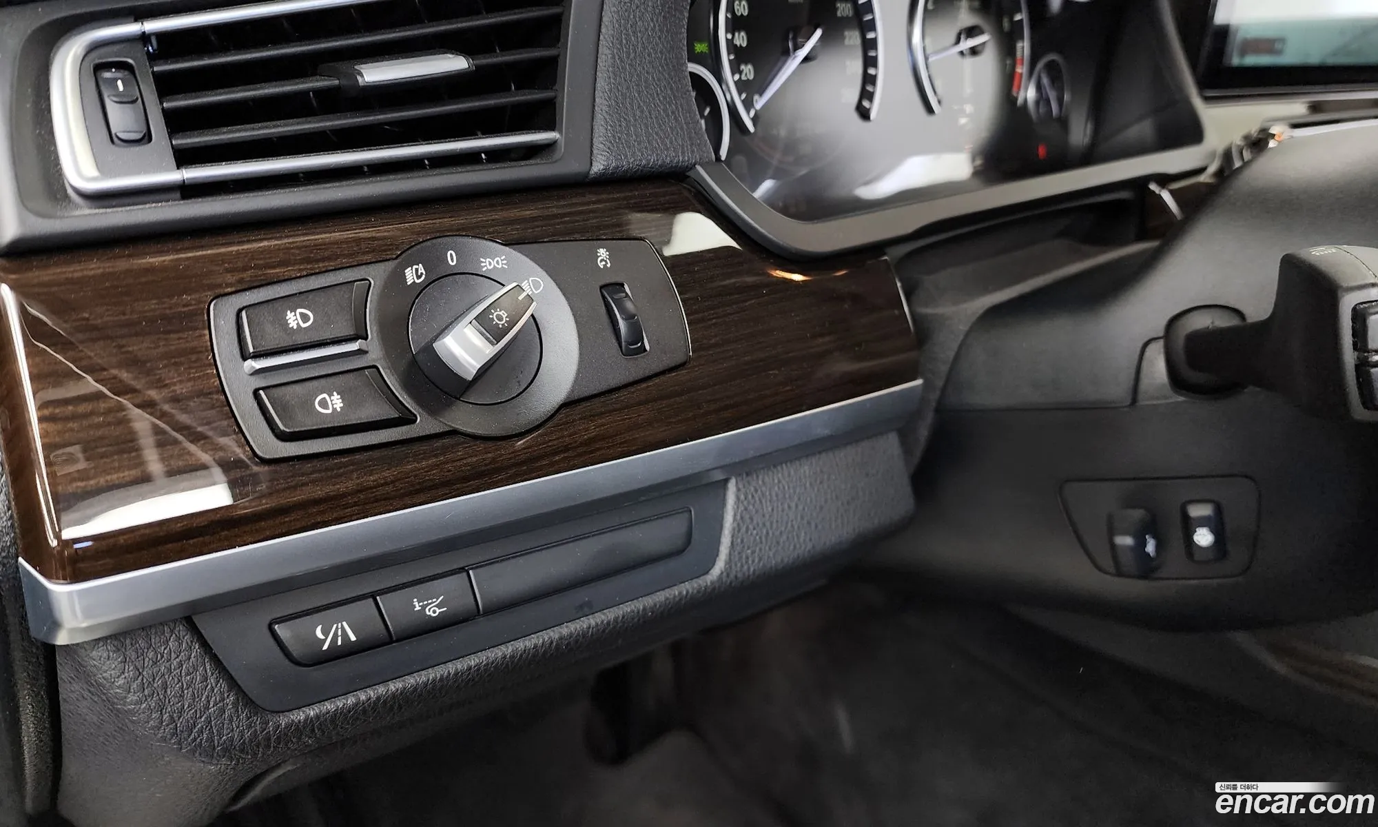 BMW 7 Series 2010 WBAKB8101AC343039 — 2