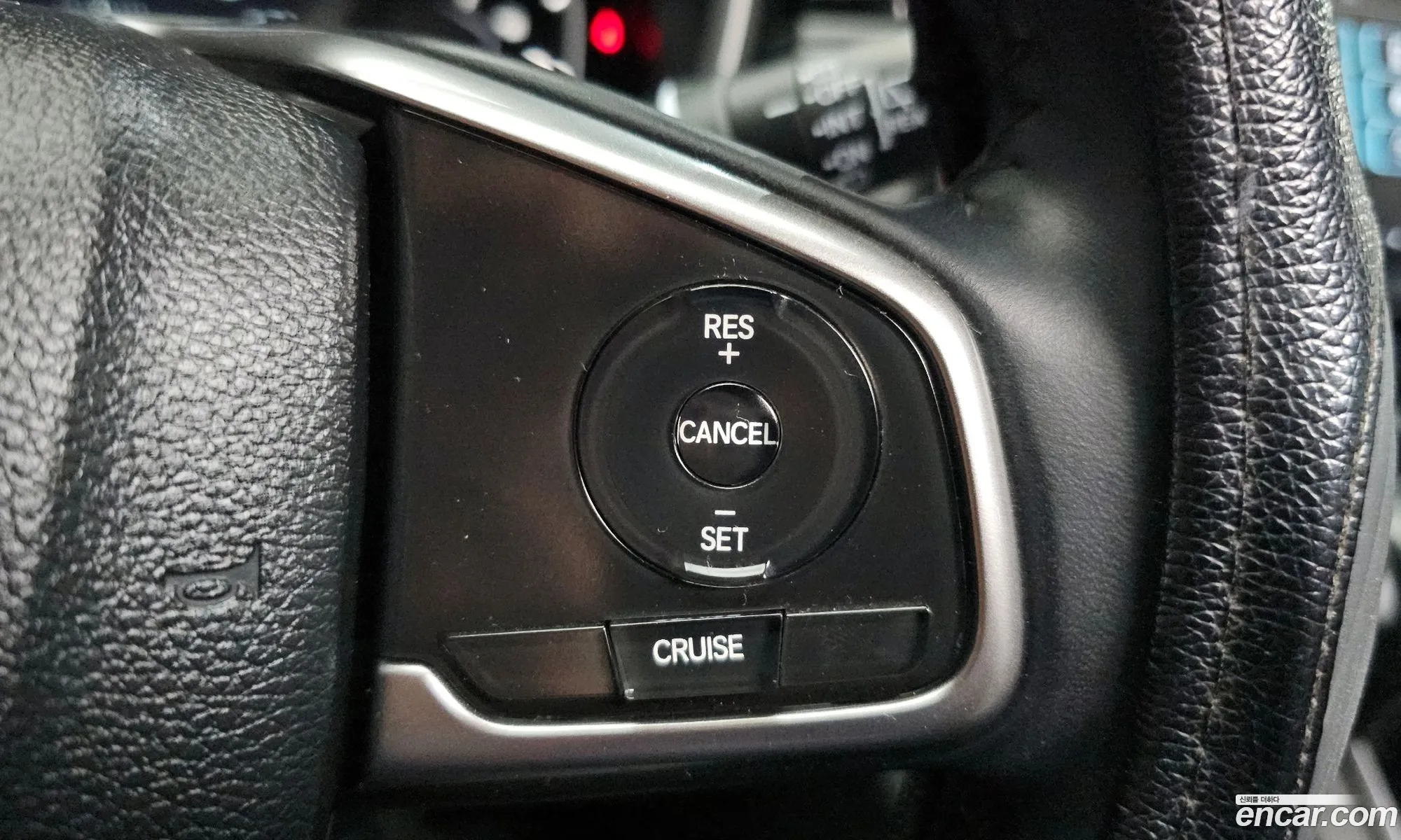 Honda CR-V 2017 5J6RW2870HL521186 — 4
