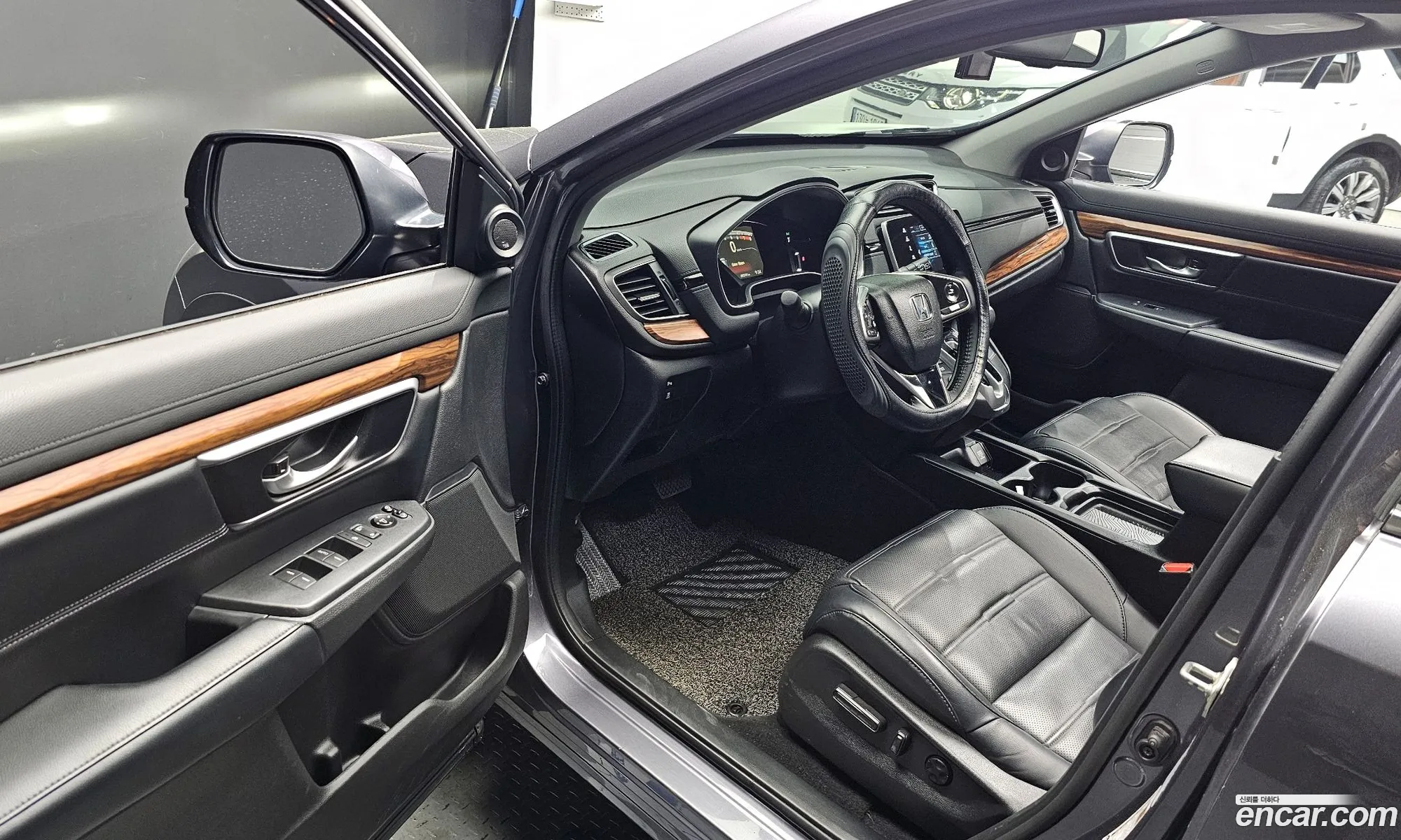 Honda CR-V 2017 5J6RW2870HL521186 — 23