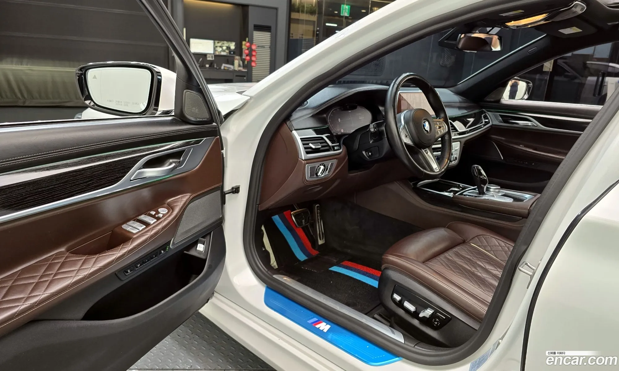 BMW 7 Series 2019 WBA7V4105LCD25560 — 12
