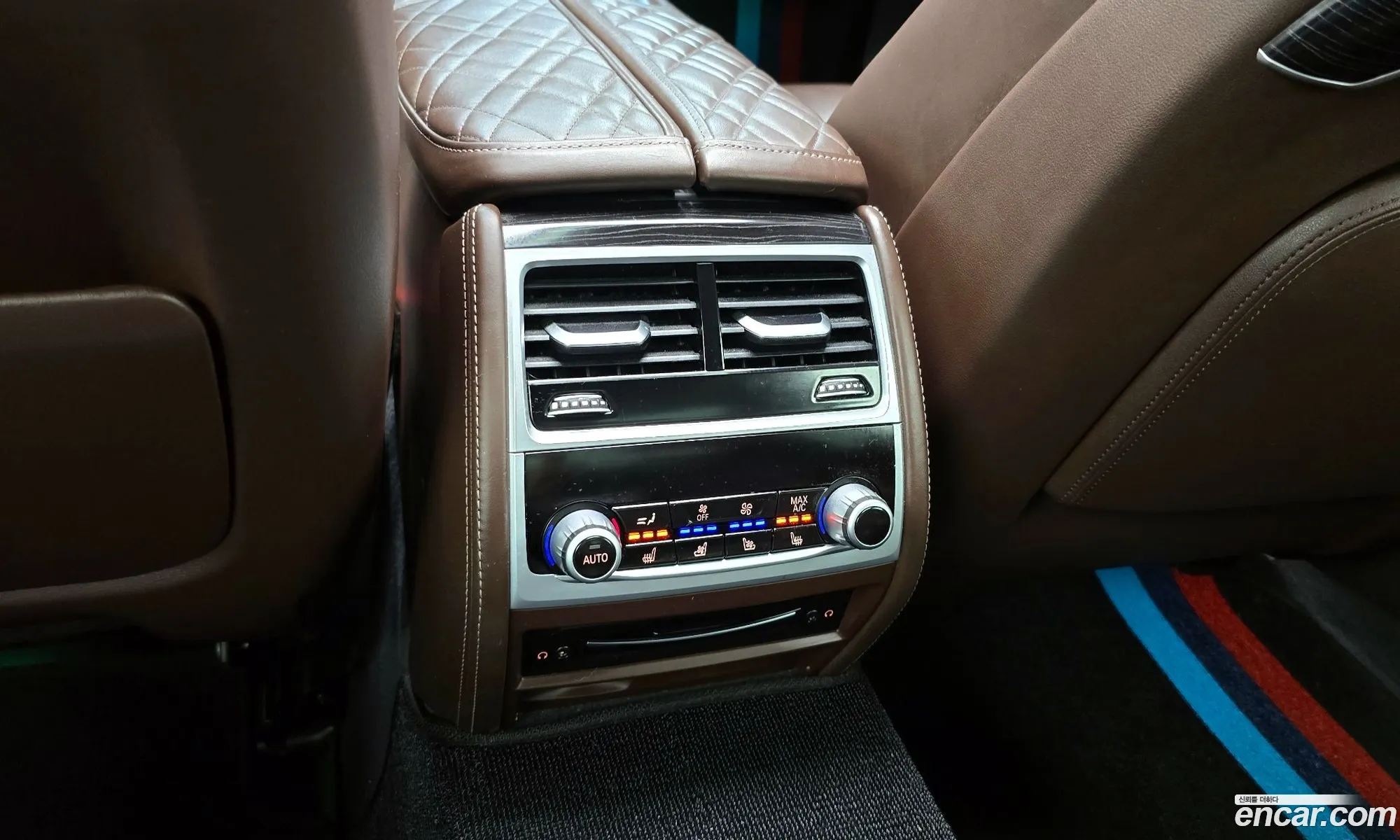 BMW 7 Series 2019 WBA7V4105LCD25560 — 27