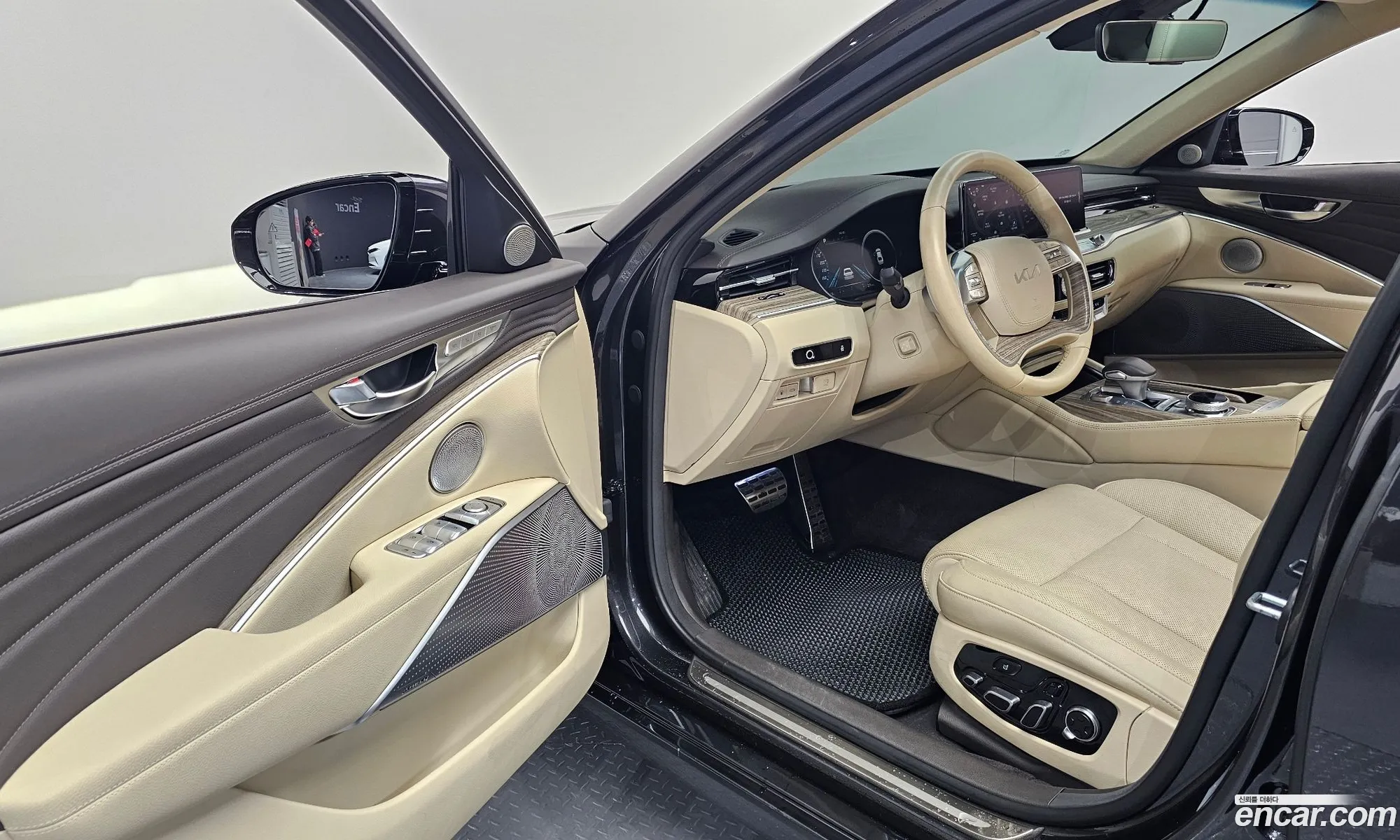 Kia K9 2024 — 8