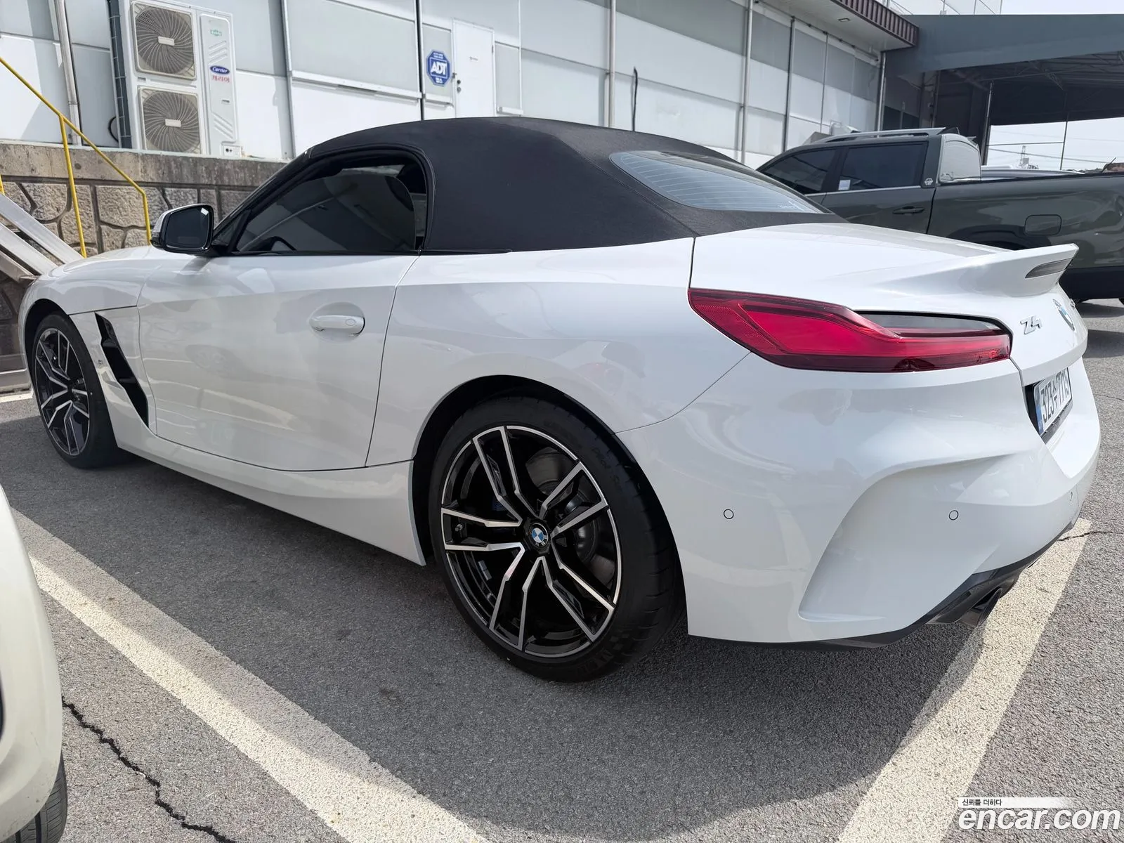 BMW Z4 2026 — 9