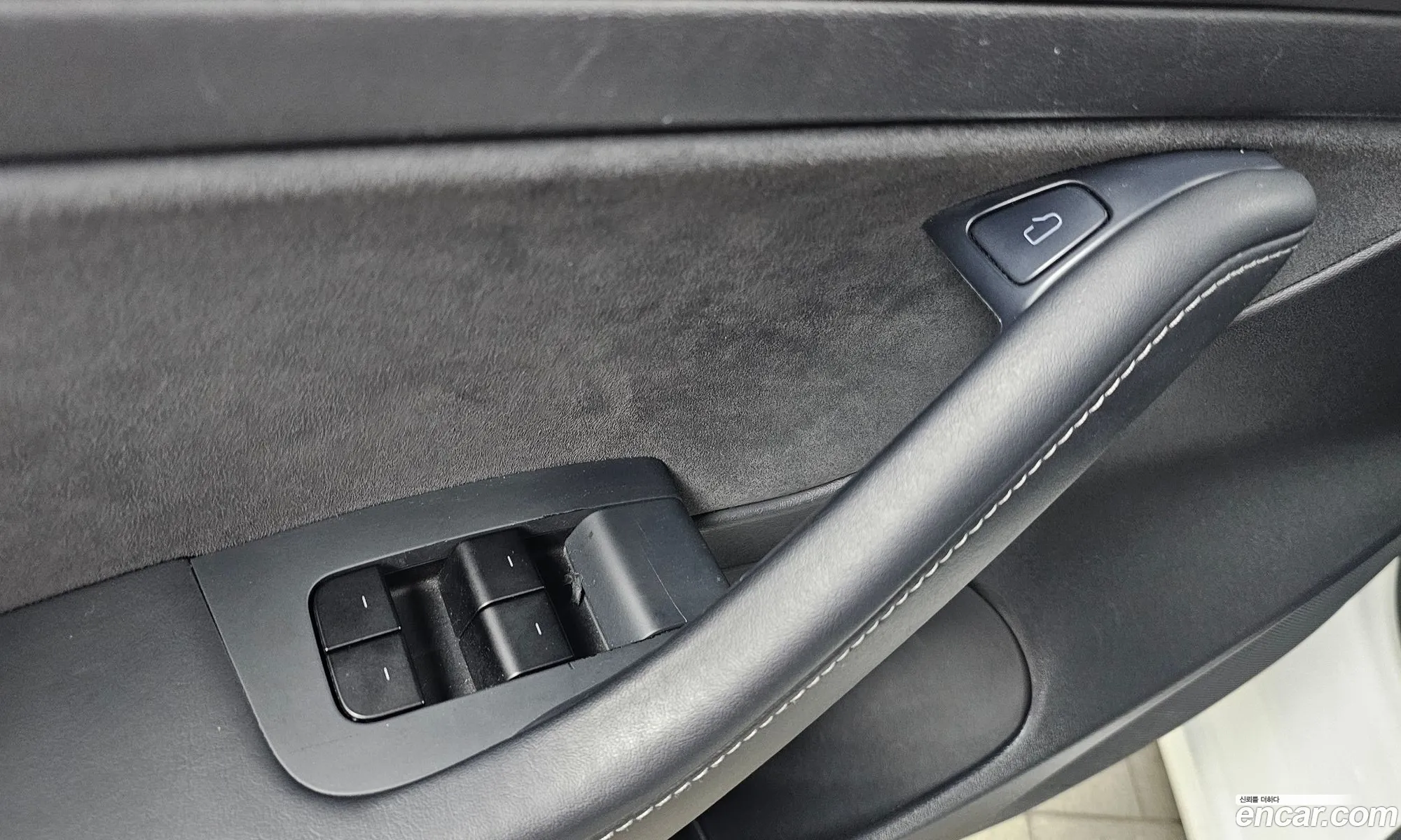Tesla Model 3 2021 5YJ3E1EAXMF889760 — 2