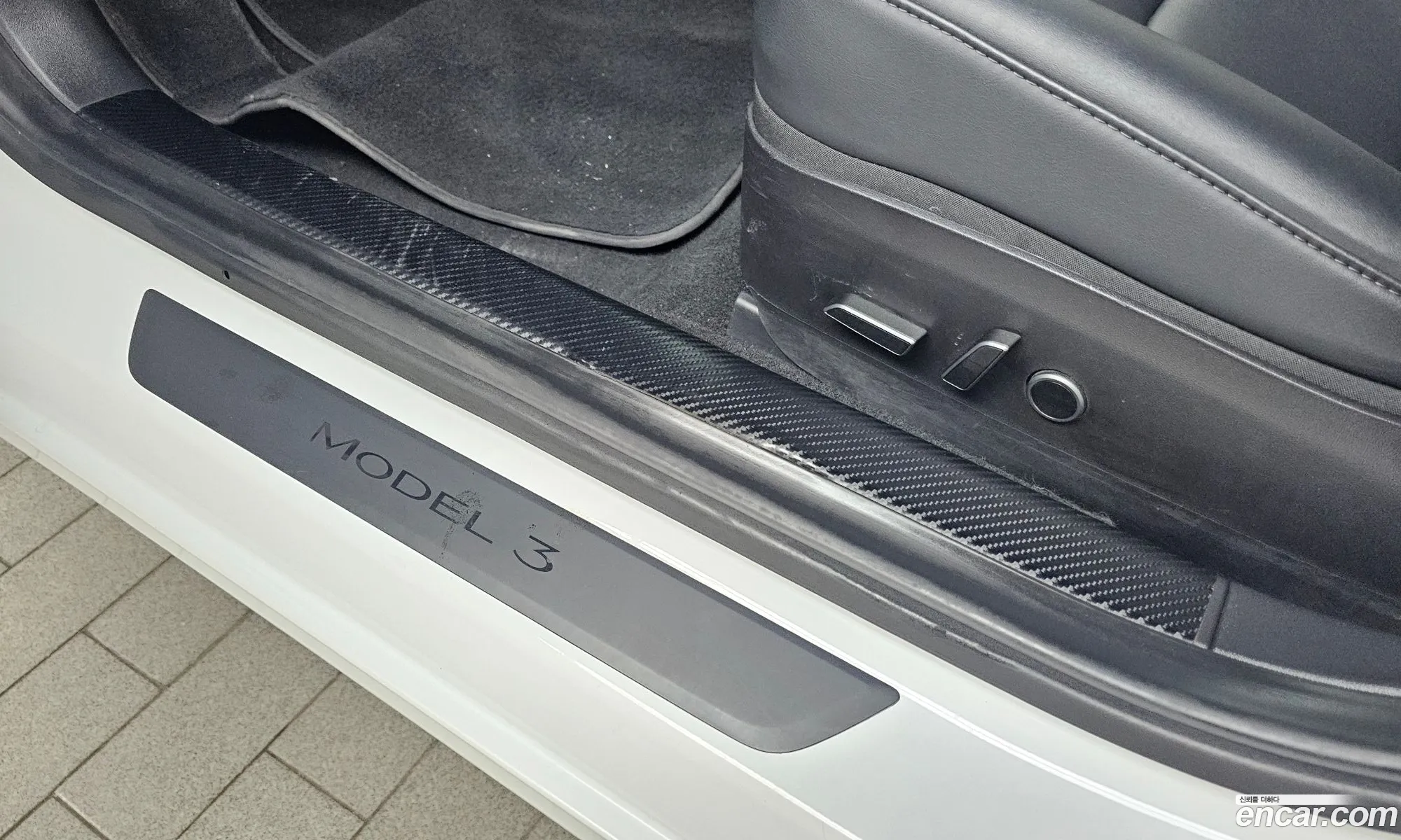 Tesla Model 3 2021 5YJ3E1EAXMF889760 — 28