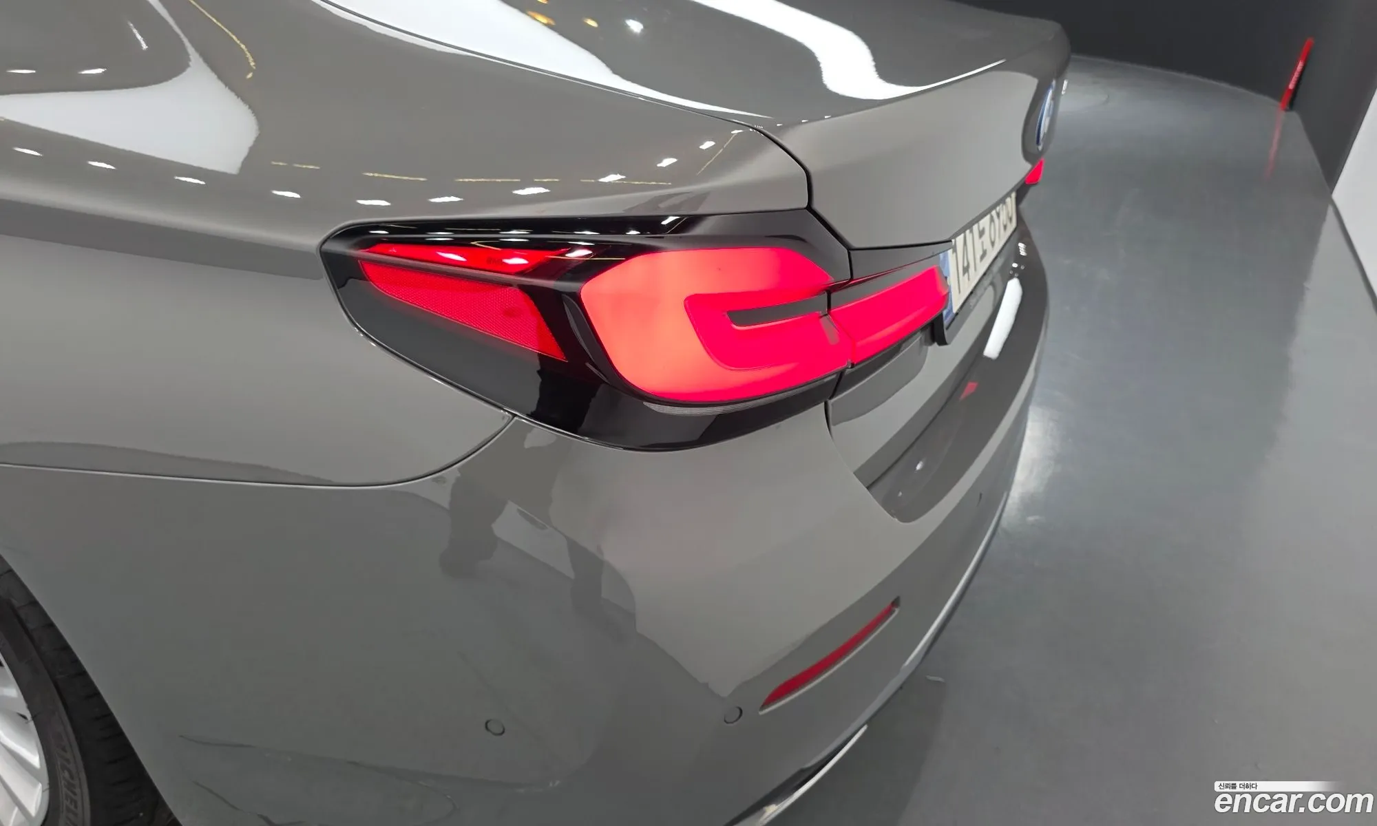 BMW 5 Series 2022 WBA51AG00NCJ84695 — 28