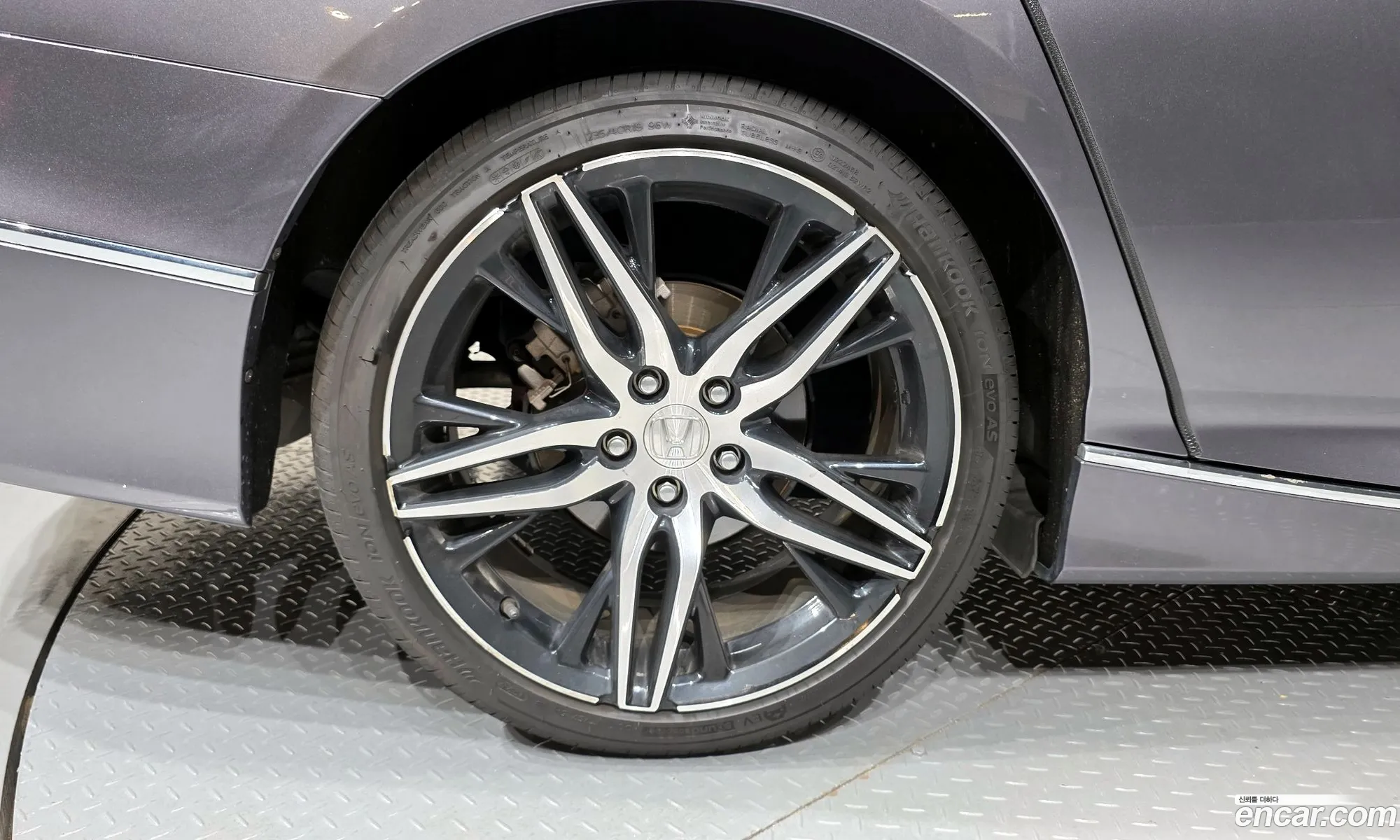Honda Accord 10th Gen 2021 — 11