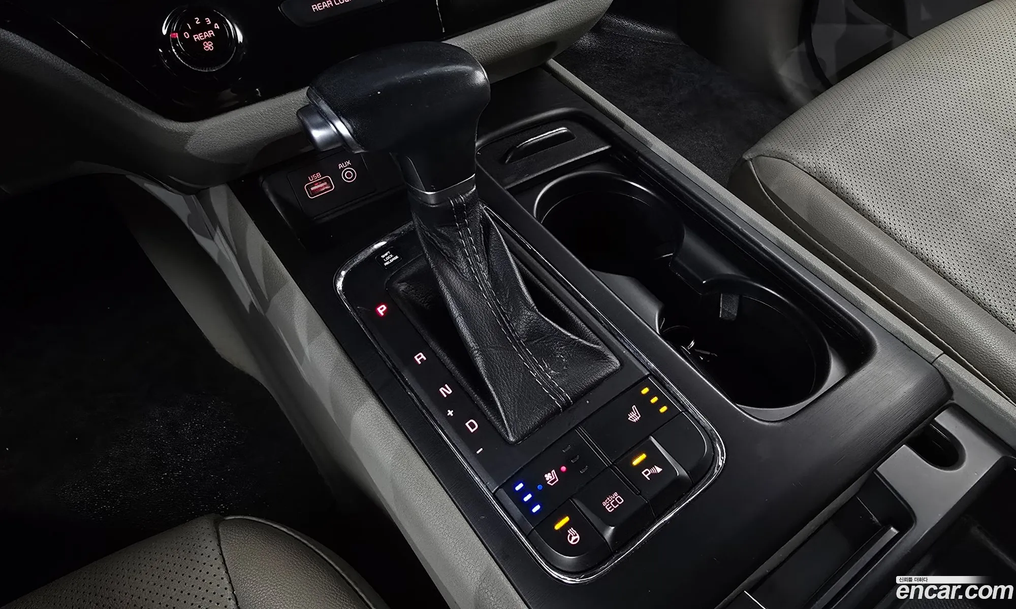 Kia Carnival 2017 — 12