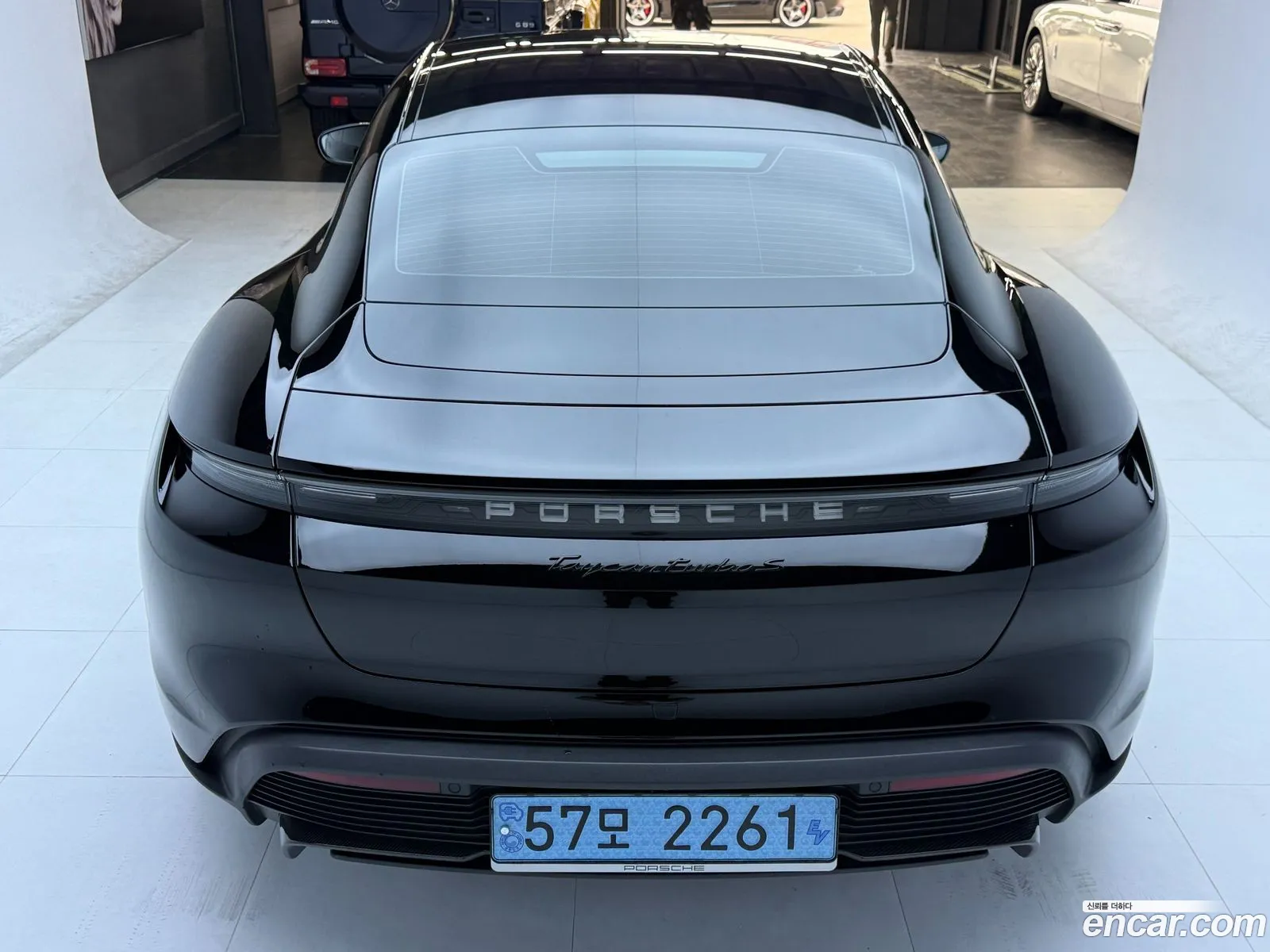 Porsche Taycan 2021 — 19