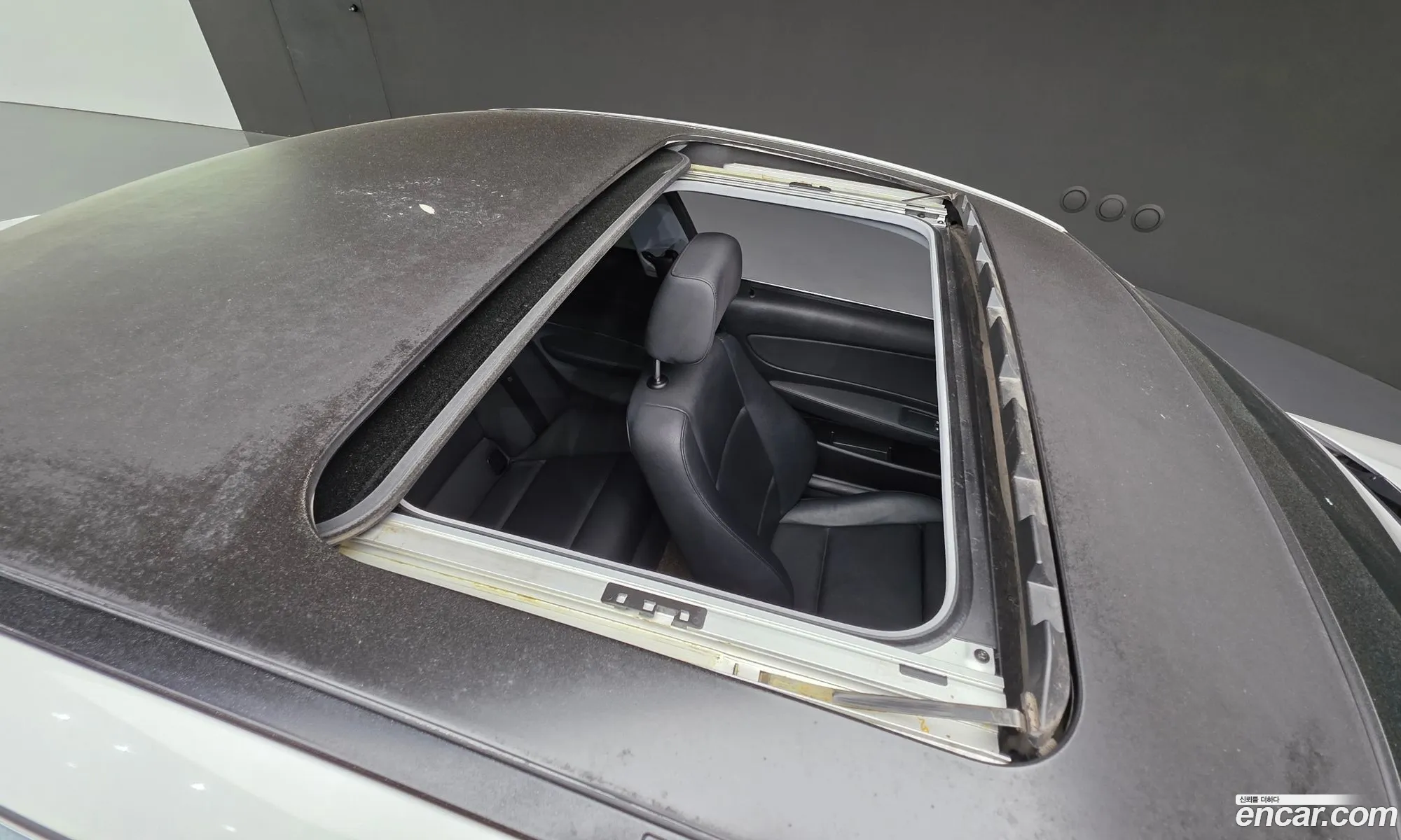 BMW 1 Series 2012 WBAUR3109CVL42400 — 15