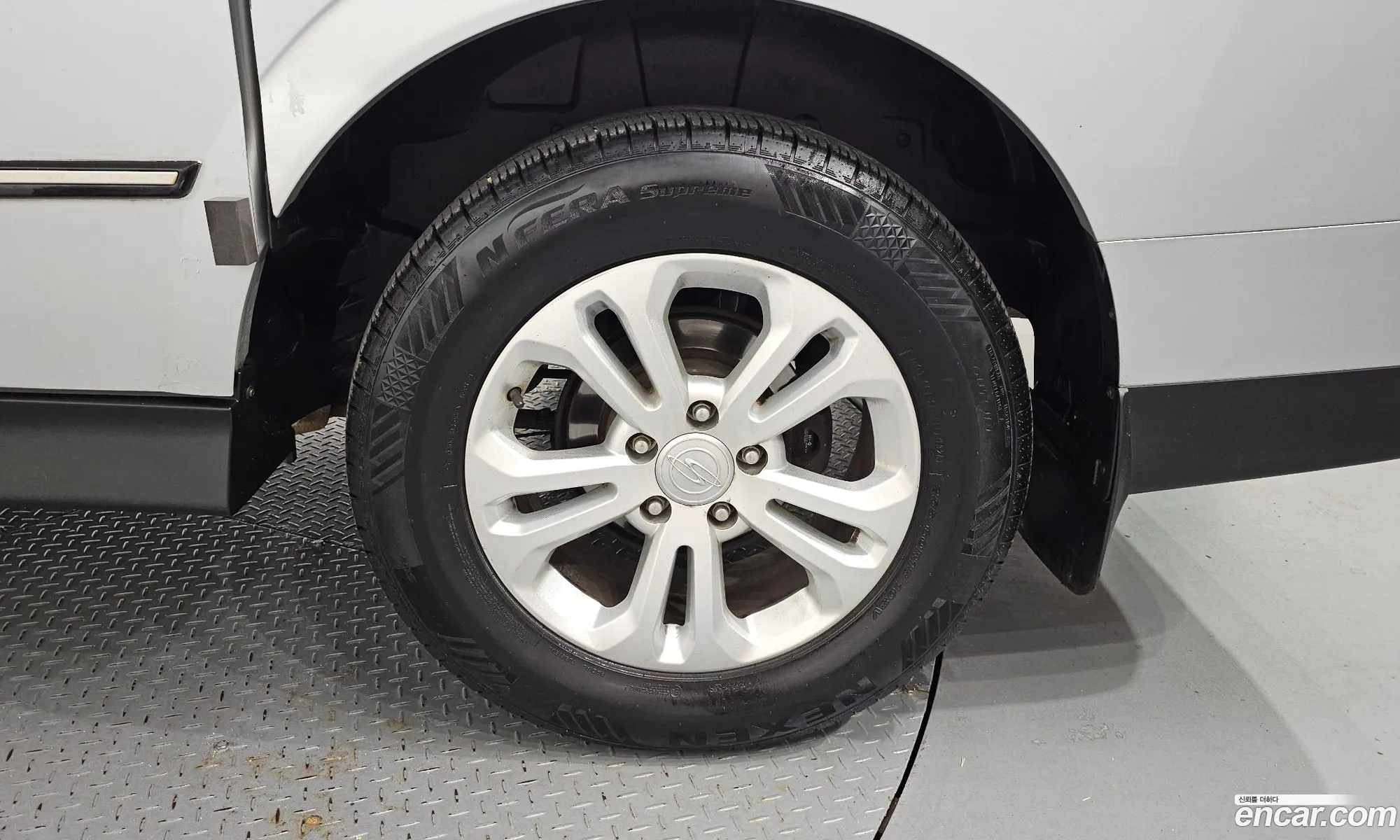 KG Mobility (SsangYong) Korando Sports 2015 — 25